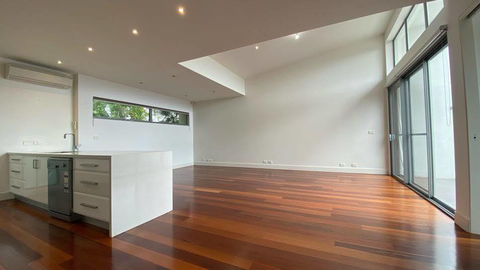 16 Carron Street, Coburg, VIC 3058, Coburg - Thumbnail 5