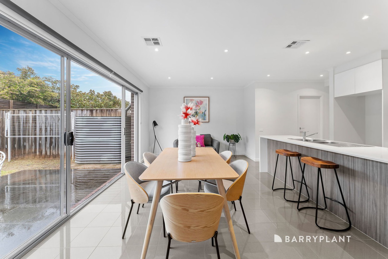 16 Cascades Way, Wantirna South, VIC 3152, Wantirna South - Thumbnail 4
