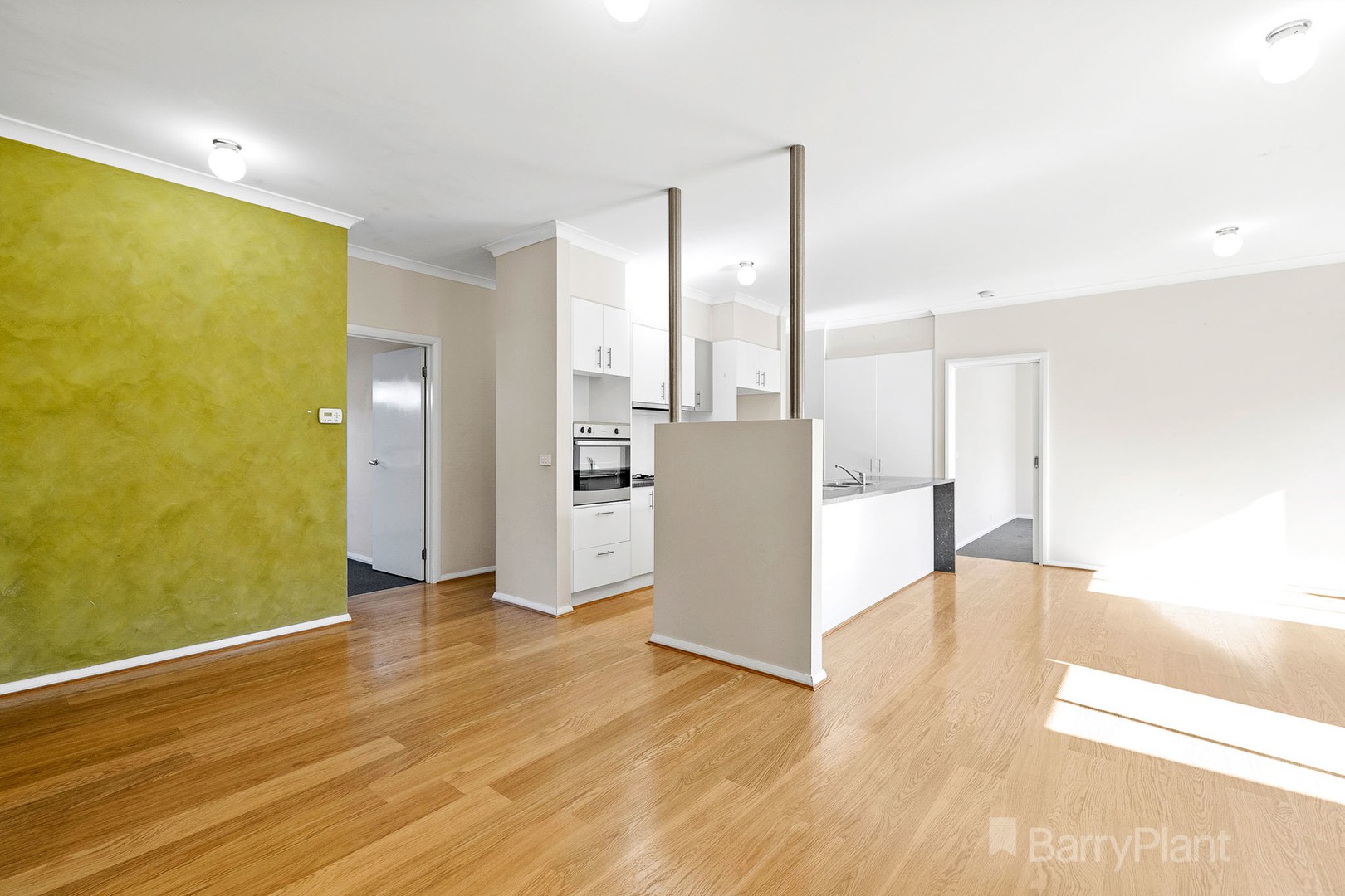 16 Caspian Chase, Pakenham, VIC 3810, Pakenham - Thumbnail 2