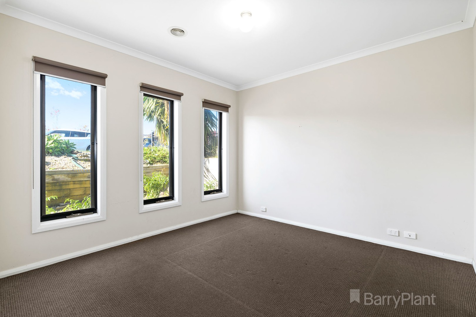 16 Caspian Chase, Pakenham, VIC 3810, Pakenham - Thumbnail 6