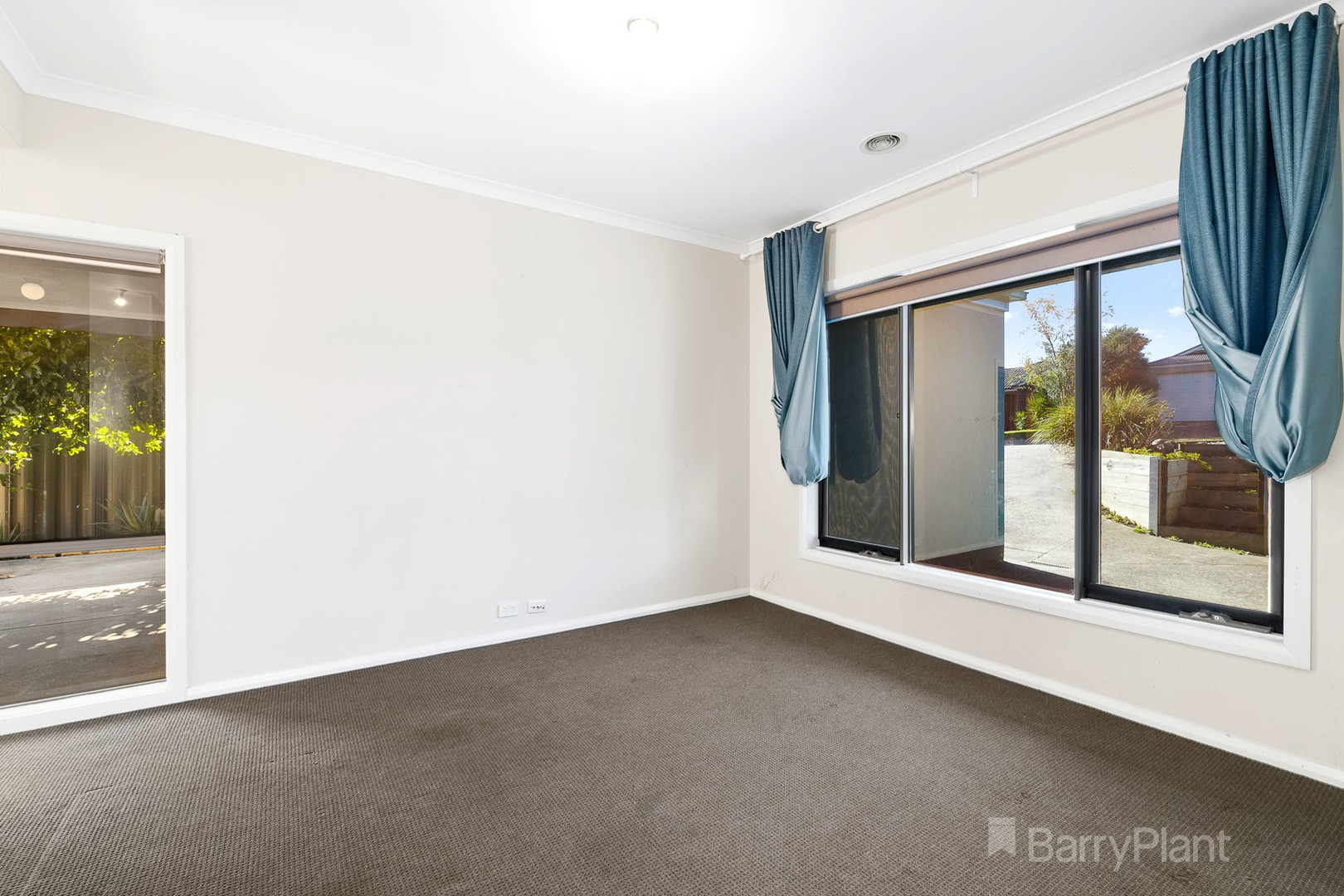 16 Caspian Chase, Pakenham, VIC 3810, Pakenham - Thumbnail 7