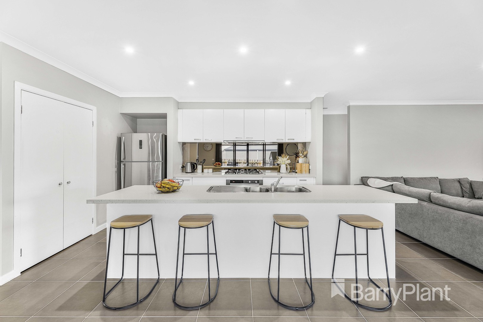 16 Catherine Court, Yarra Glen, VIC 3775, Yarra Glen - Thumbnail 3