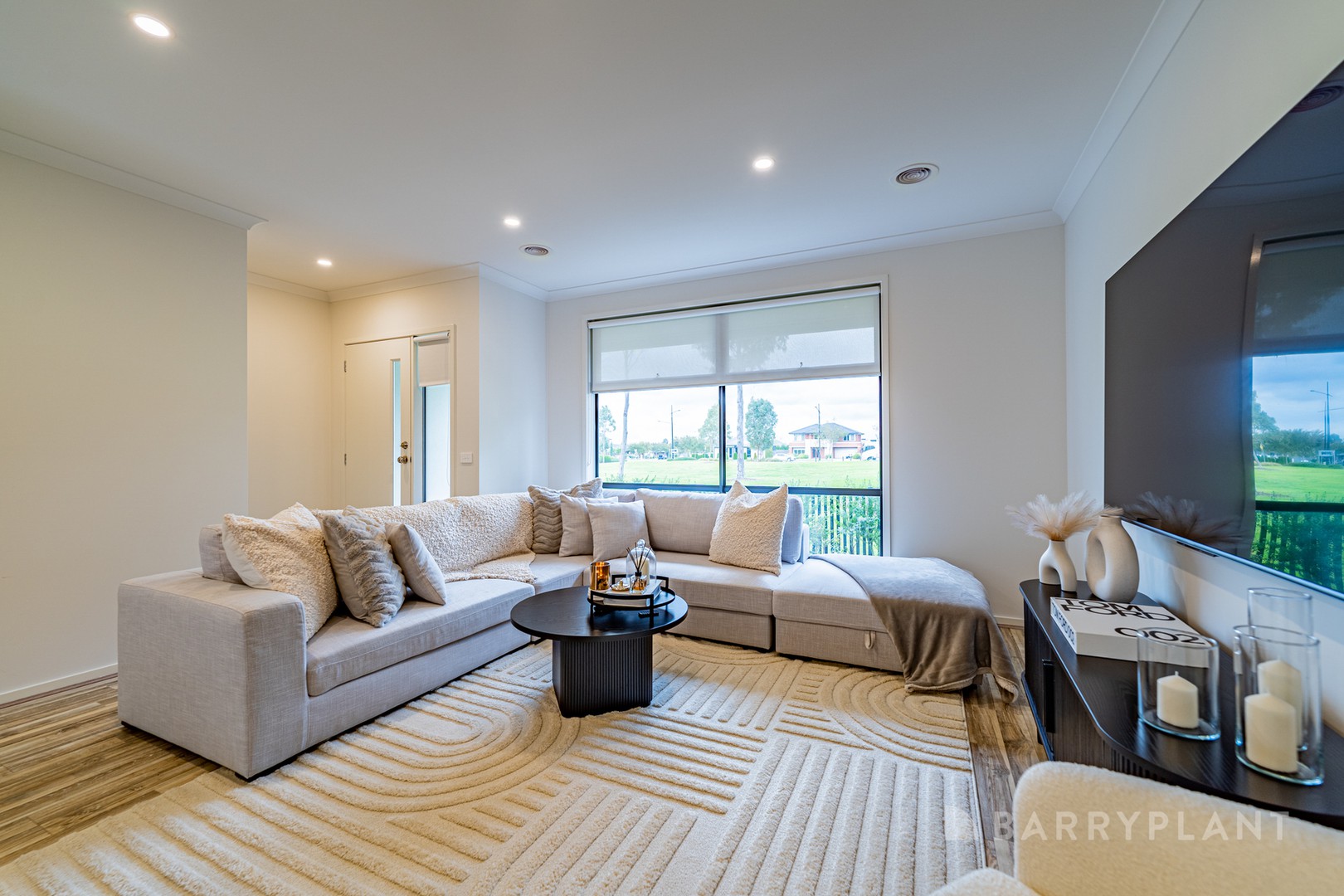 16 Cecil Walk, Mickleham, VIC 3064, Mickleham - Thumbnail 6