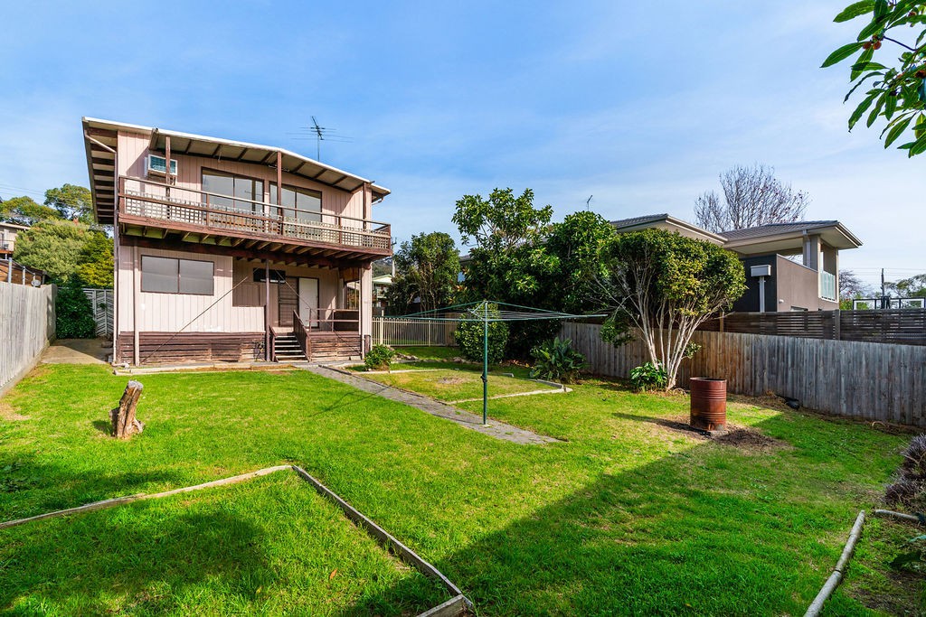 16 Charmaine Street, Dromana, VIC 3936, Dromana - Thumbnail 5