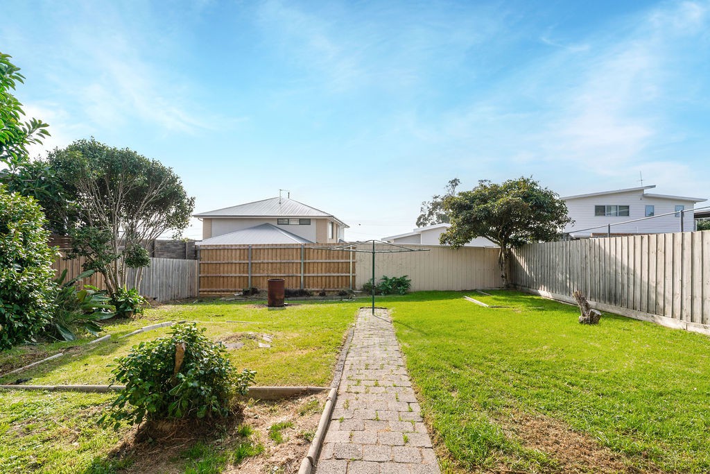 16 Charmaine Street, Dromana, VIC 3936, Dromana - Thumbnail 6