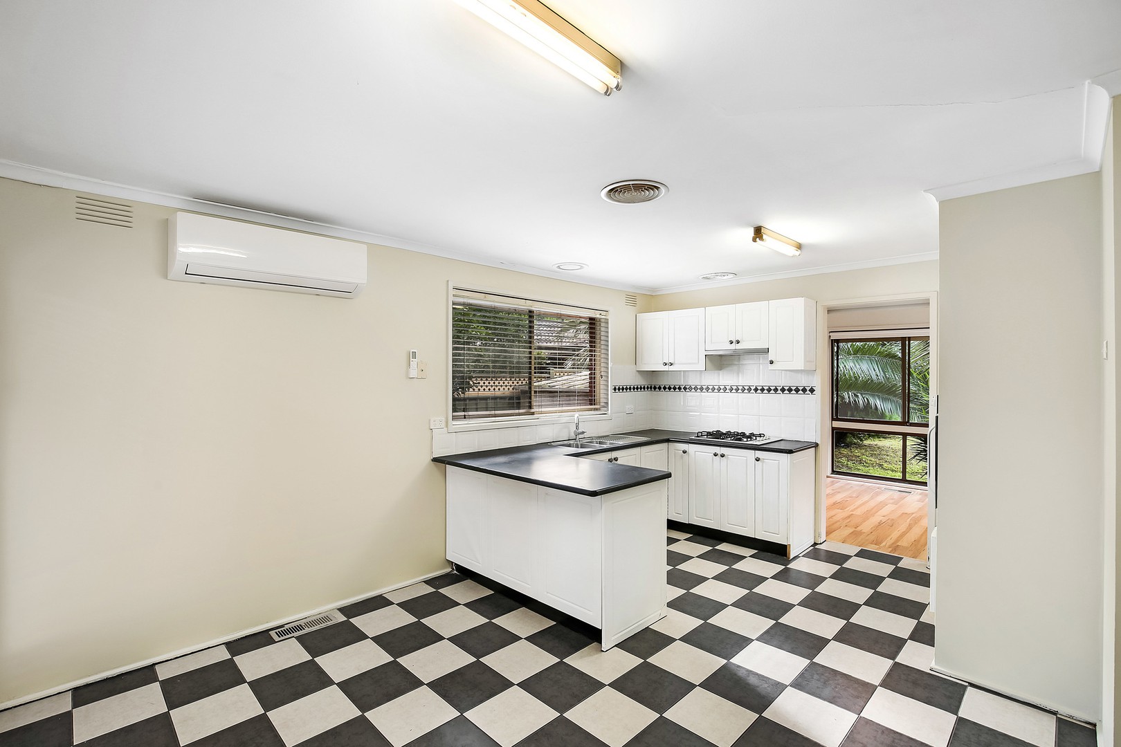 16 Chisholm Court, Mill Park, VIC 3082 - Thumbnail 1 - 10/06/2026