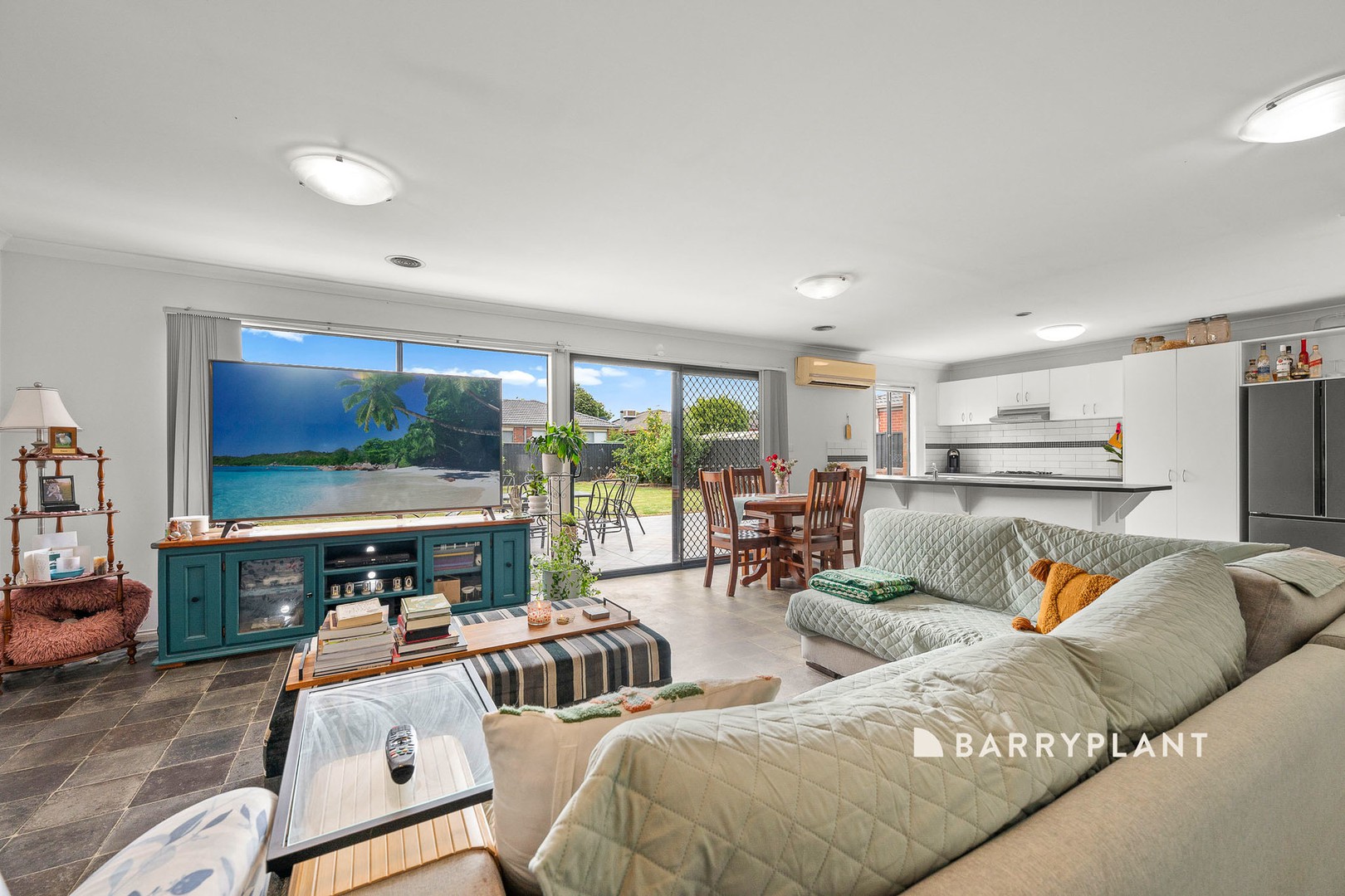 16 Chisholm Crescent, Narre Warren South, VIC 3805, Narre Warren South - Thumbnail 6