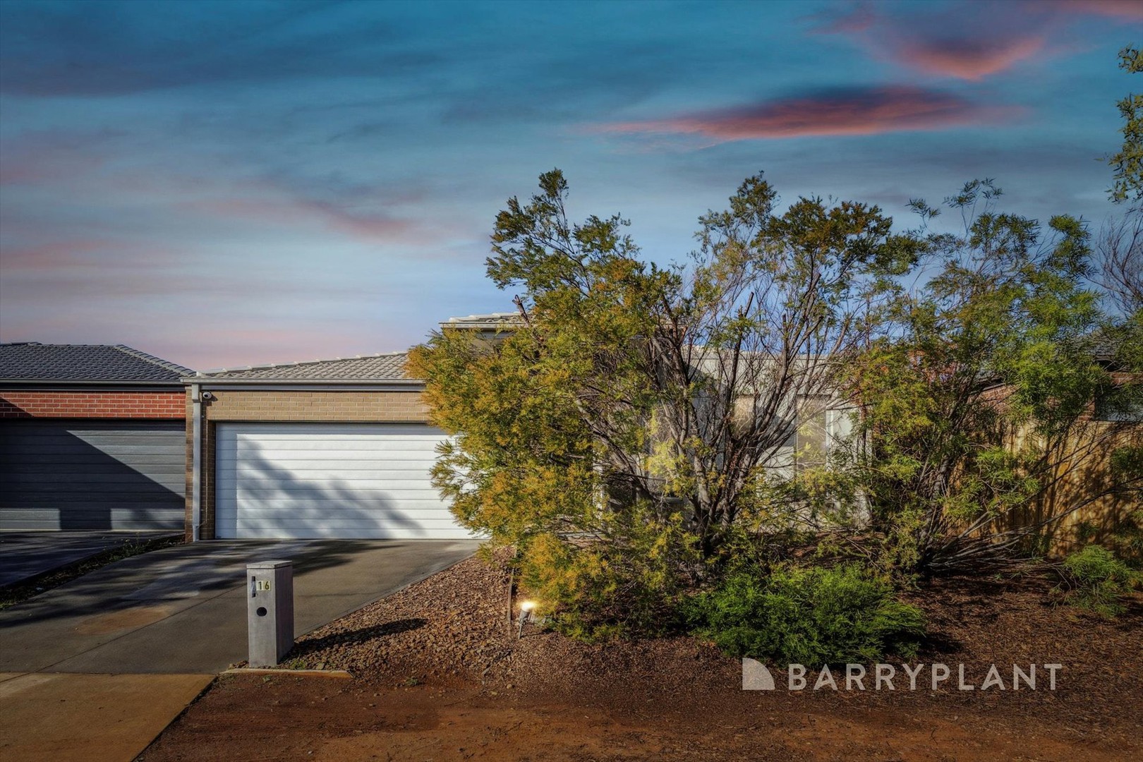 16 Clarice Crescent, Brookfield, VIC 3338, Brookfield - Thumbnail 2