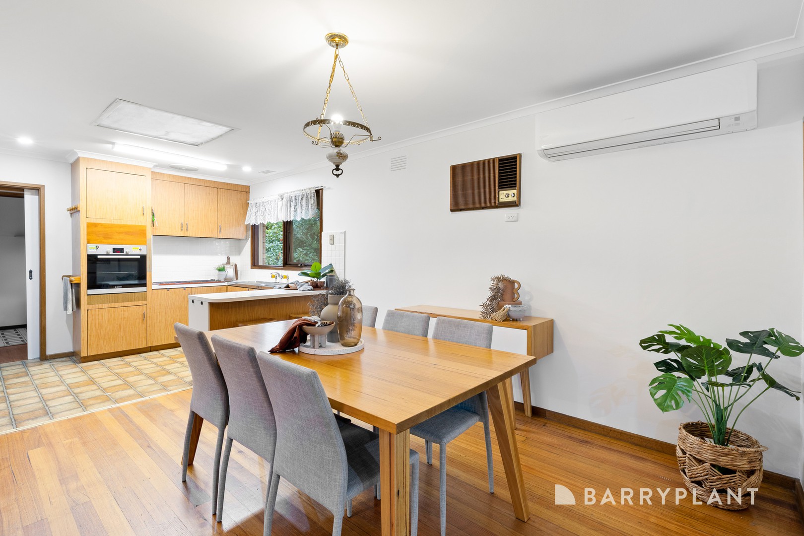 16 Clifford Street, Bayswater, VIC 3153, Bayswater - Thumbnail 5