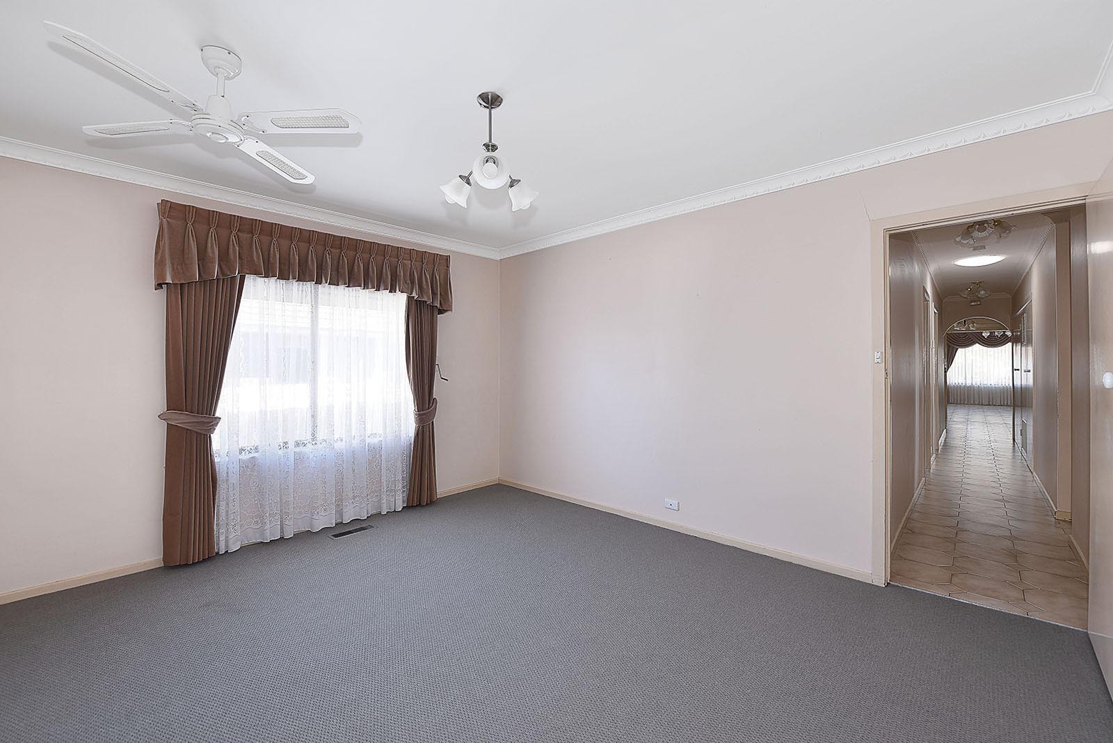 16 Collinson Street, Keilor Park, VIC 3042, Keilor Park - Thumbnail 4