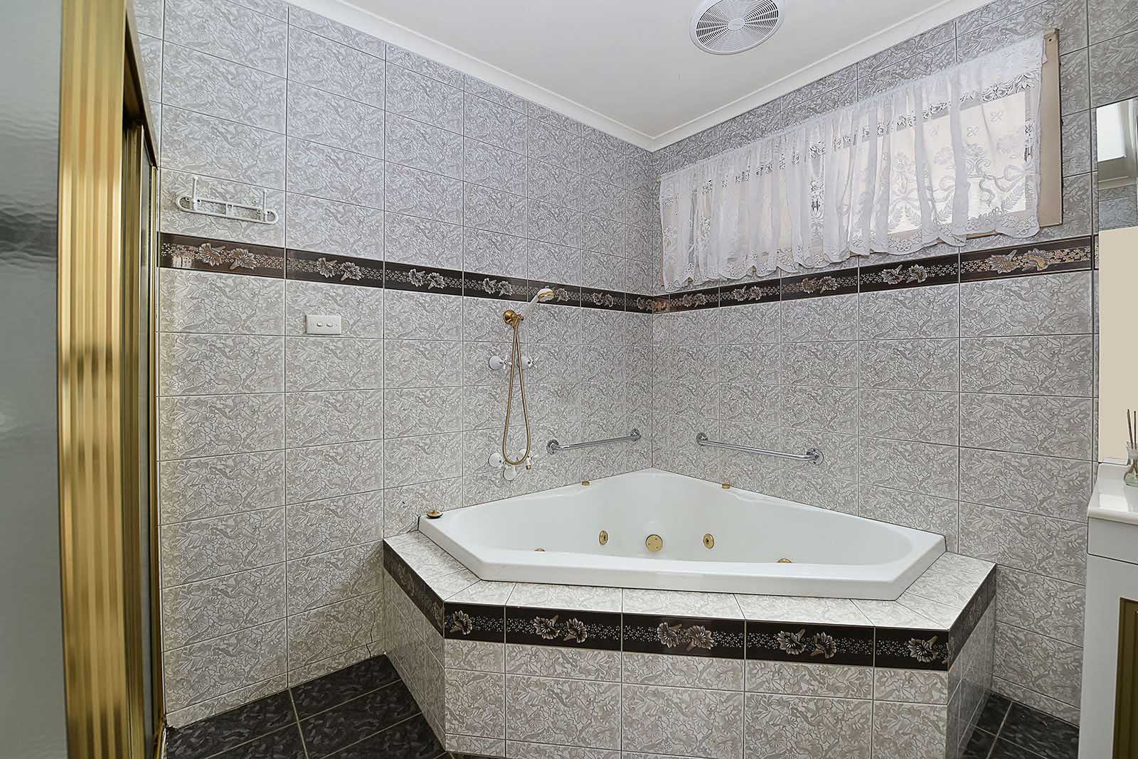 16 Collinson Street, Keilor Park, VIC 3042, Keilor Park - Thumbnail 5