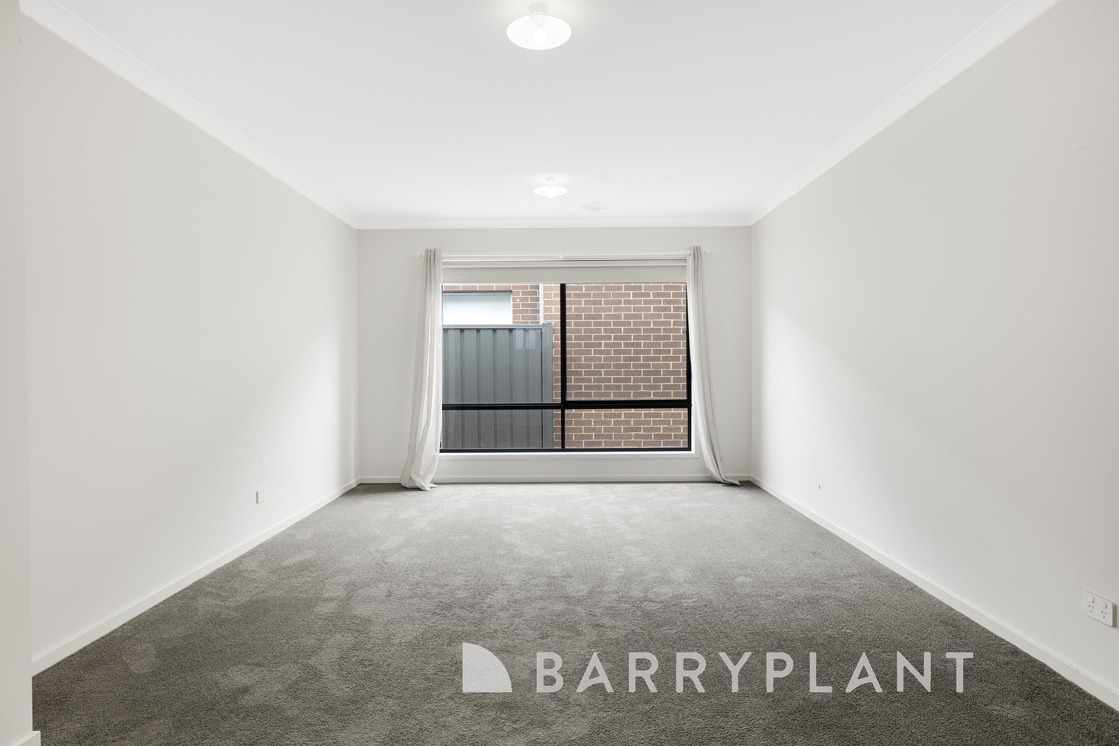 16 Colonial Way, Harkness, VIC 3337, Harkness - Thumbnail 3