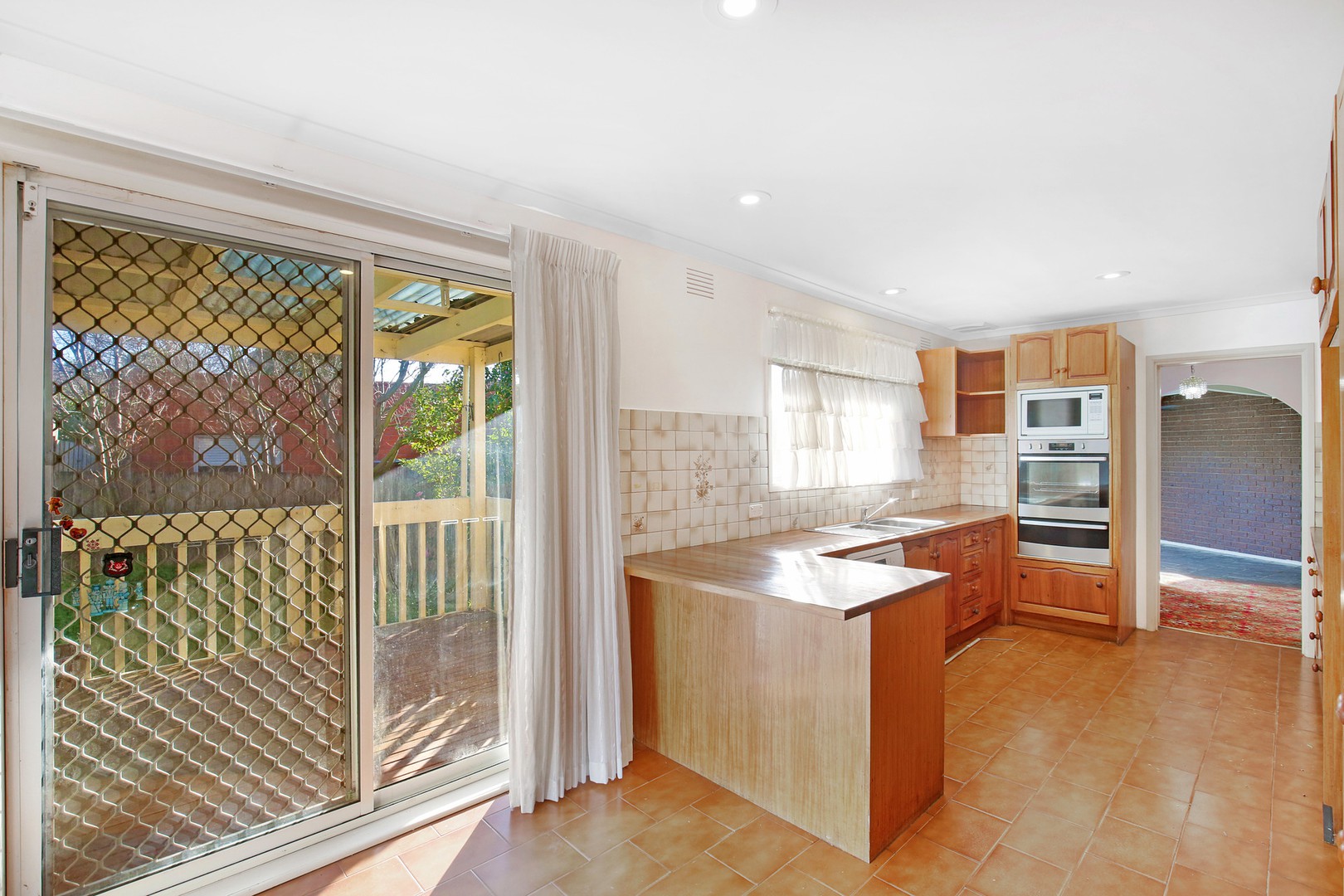 16 Coronation Court, Bundoora, VIC 3083, Bundoora - Thumbnail 2