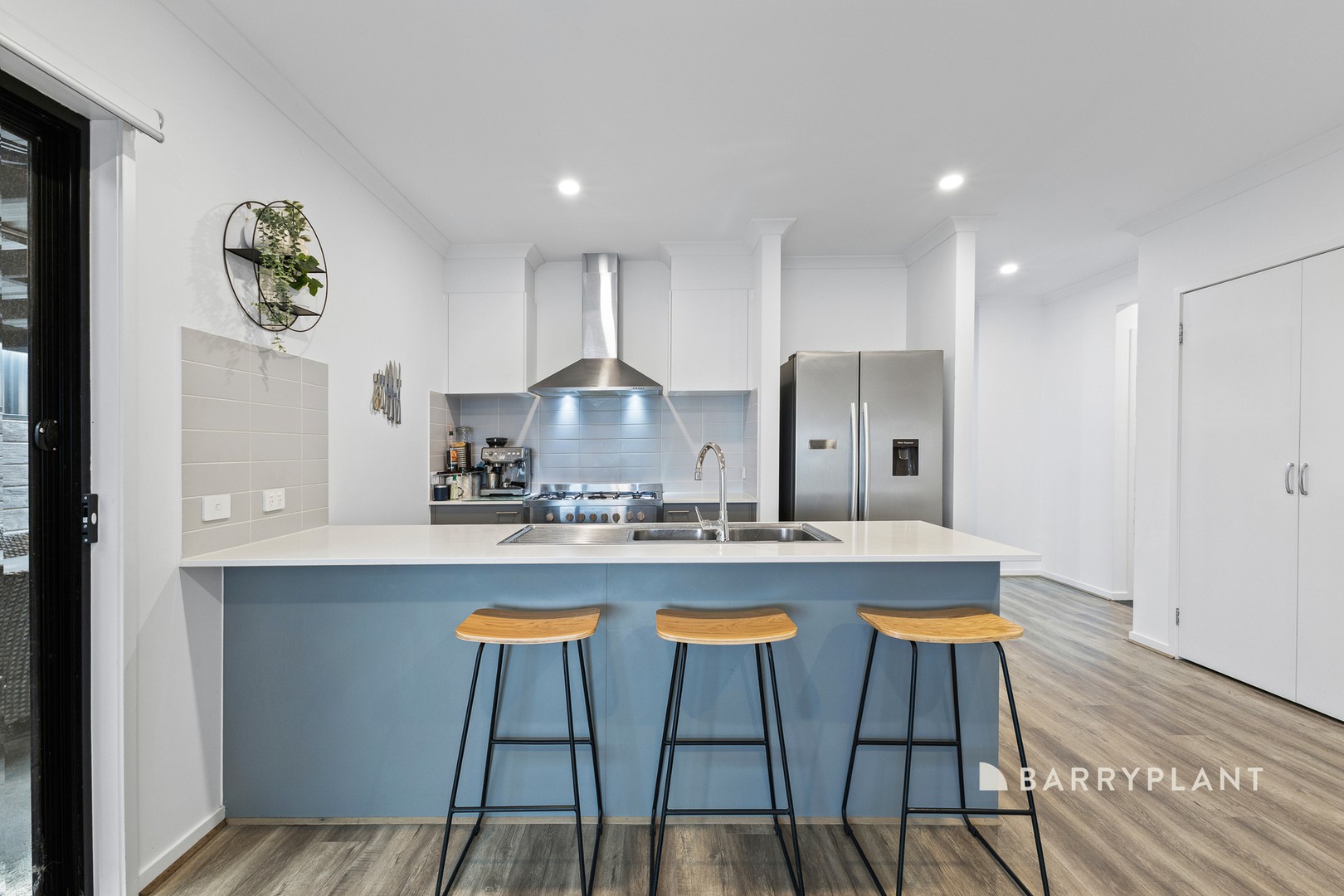 16 Corvara Way, Pakenham, VIC 3810 - Thumbnail 2 - 17/07/2025
