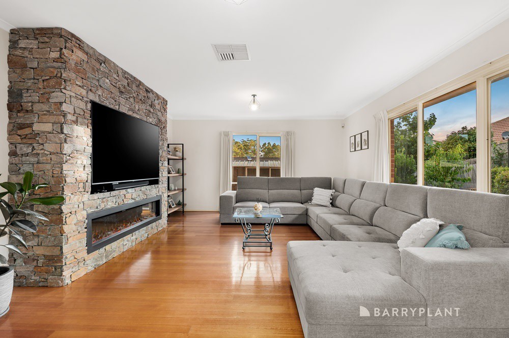 16 David Hockney Drive, Diamond Creek, VIC 3089 - Thumbnail 2 - 29/01/2025