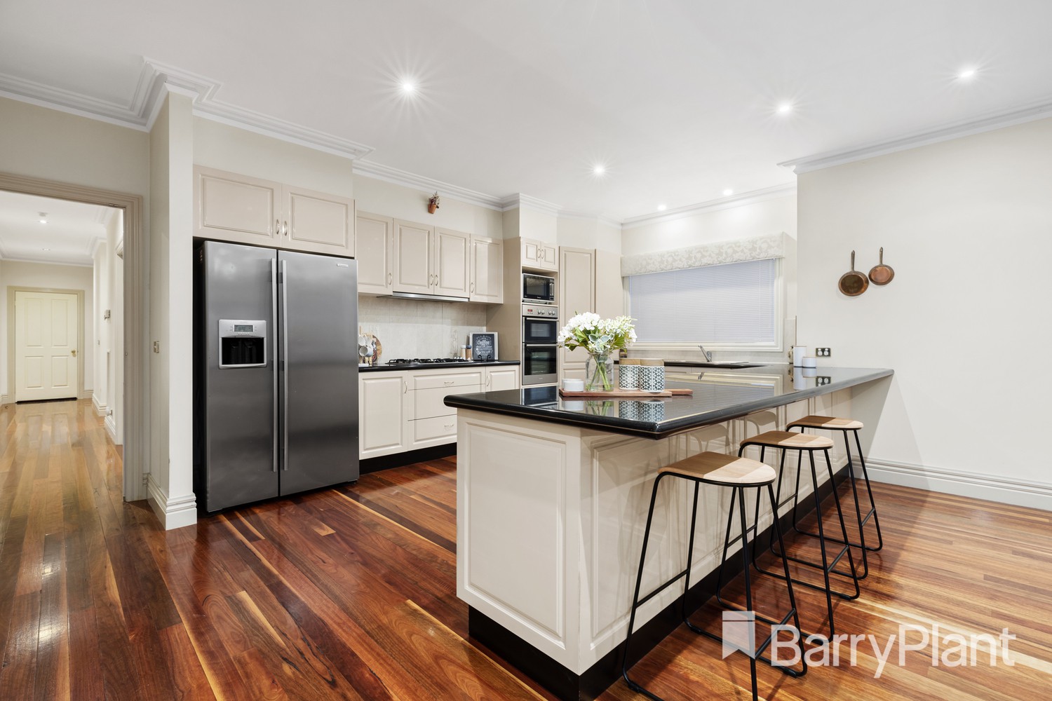 16 Delatite Court, Yallambie, VIC 3085, Yallambie - Thumbnail 3