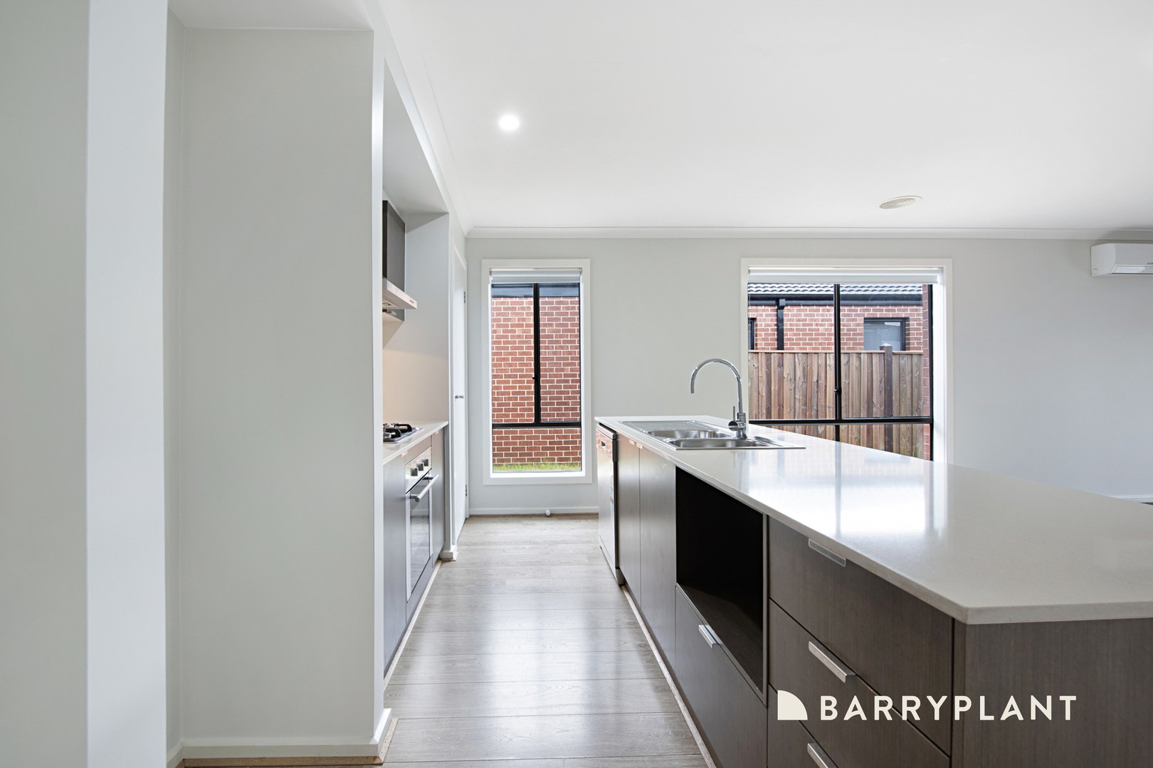 16 Delson Way, Mickleham, VIC 3064, Mickleham - Thumbnail 2