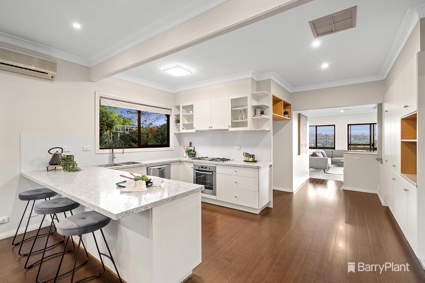 16 Deschamps Avenue, Lilydale, VIC 3140, Lilydale - Thumbnail 5