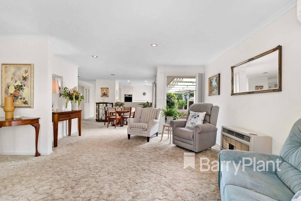 16 Dunsmuir Drive, Rosebud, VIC 3939, Rosebud - Thumbnail 4