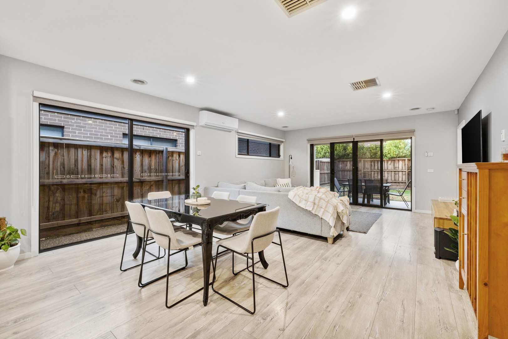 16 Eaglecrest Avenue, Fraser Rise, VIC 3336, Fraser Rise - Thumbnail 7