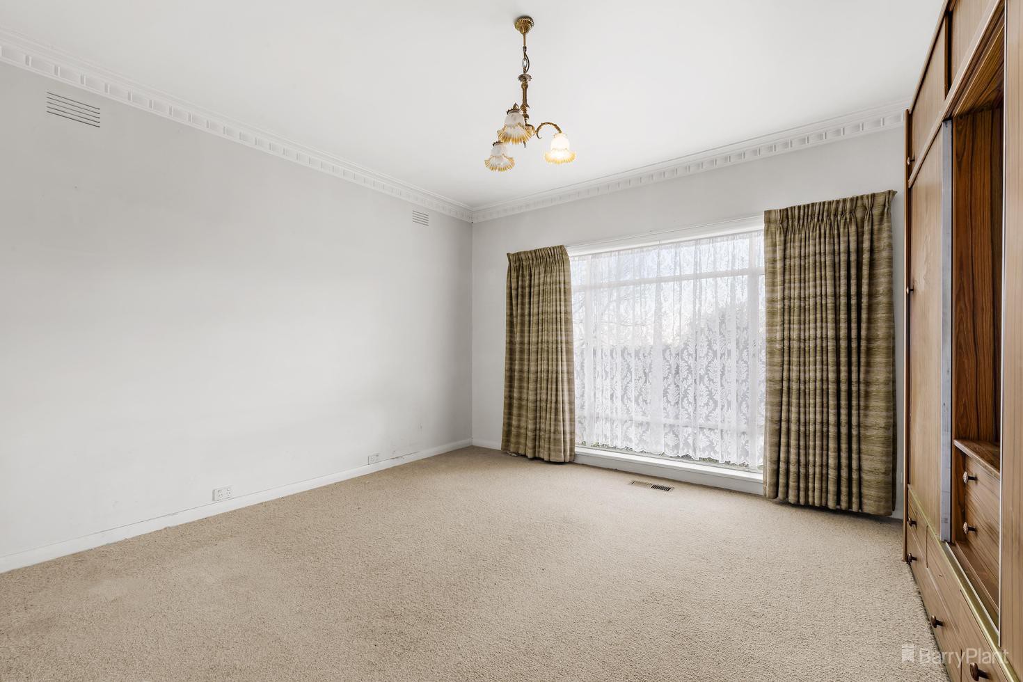 16 Elizabeth Street, Doncaster East, VIC 3109, Doncaster East - Thumbnail 8