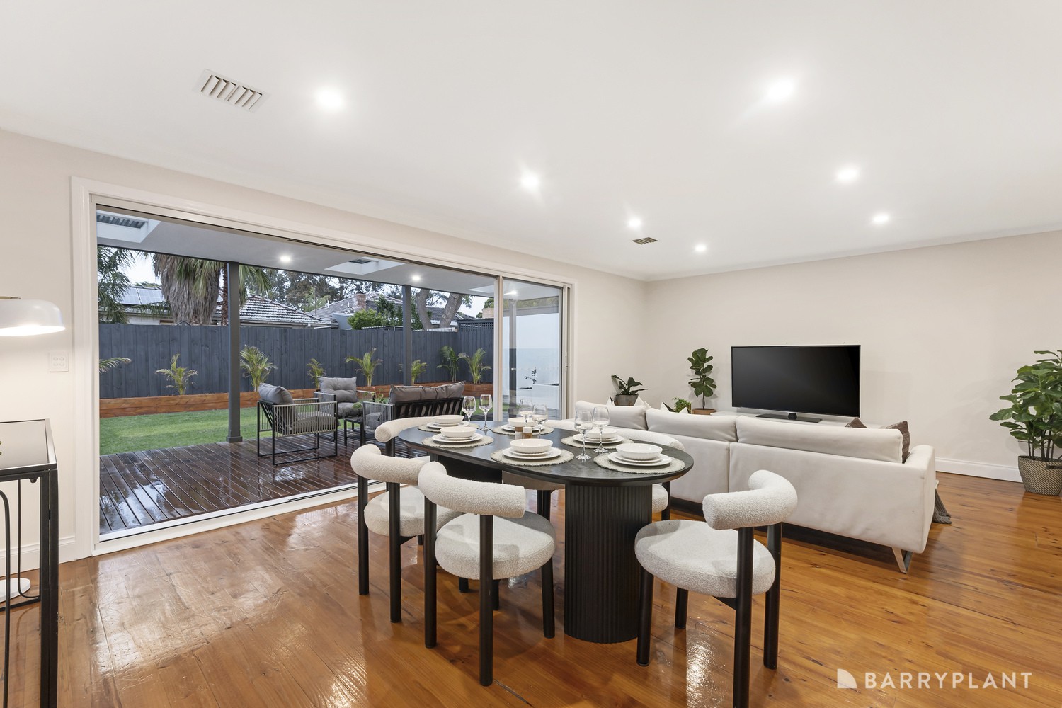 16 Elwers Street, Watsonia North, VIC 3087, Watsonia North - Thumbnail 4