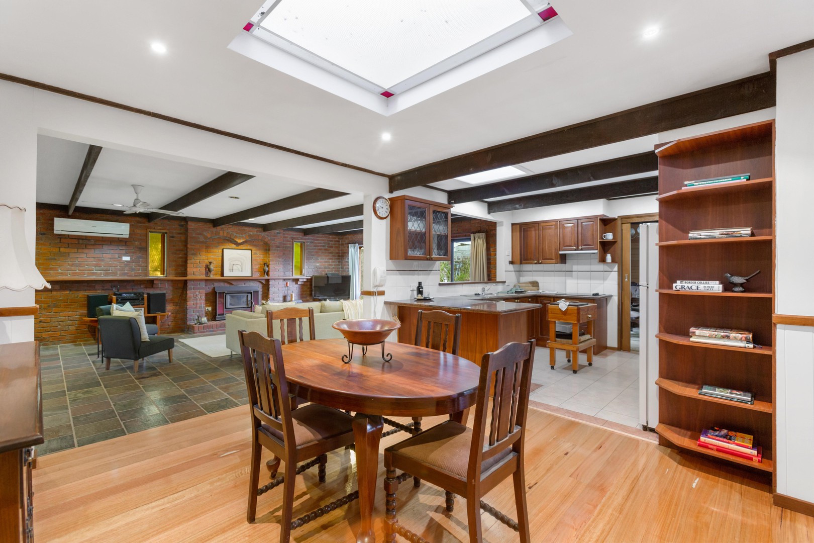 16 Ely Street, Eltham, VIC 3095, Eltham - Thumbnail 4