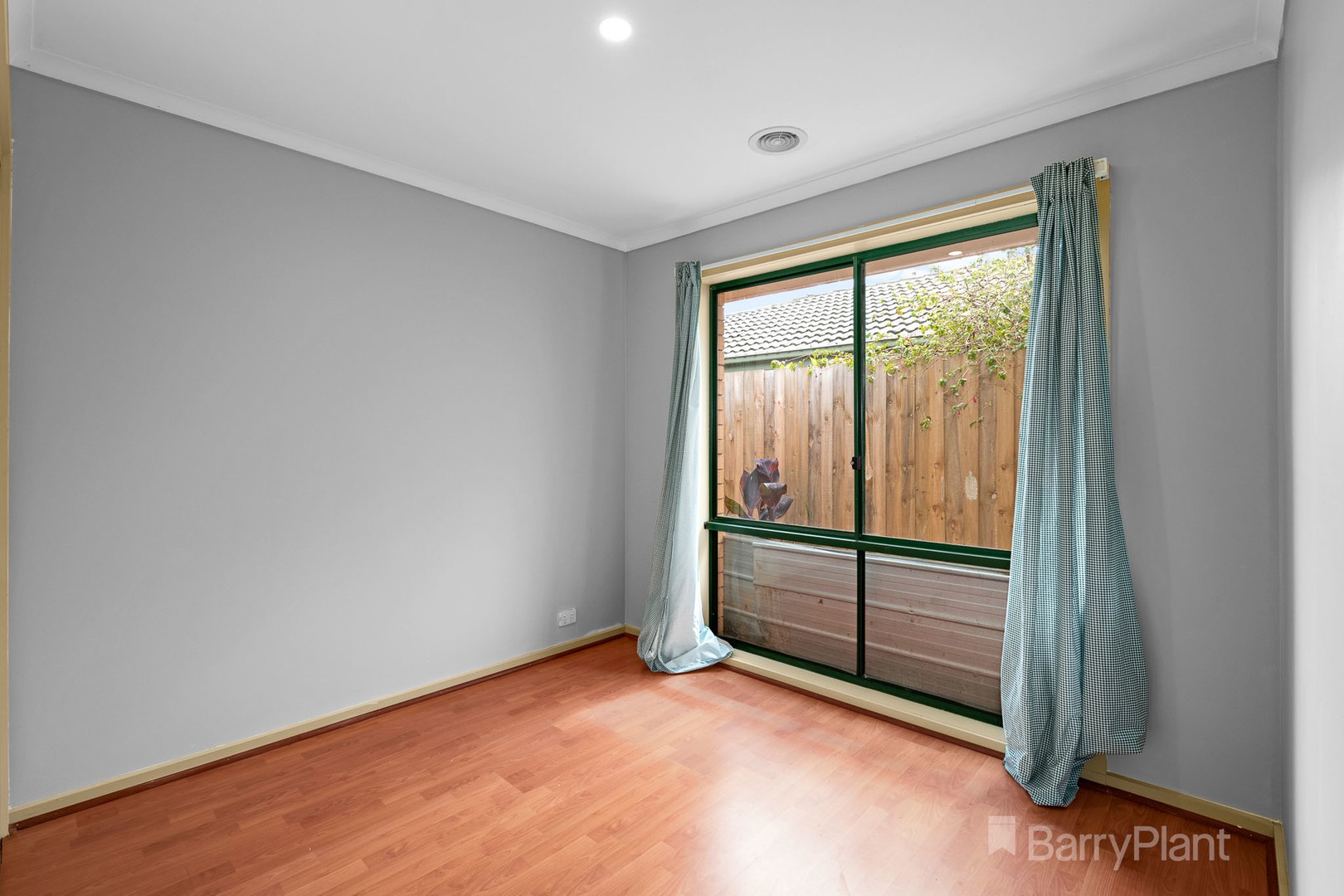 16 England Walk, Narre Warren South, VIC 3805, Narre Warren South - Thumbnail 7