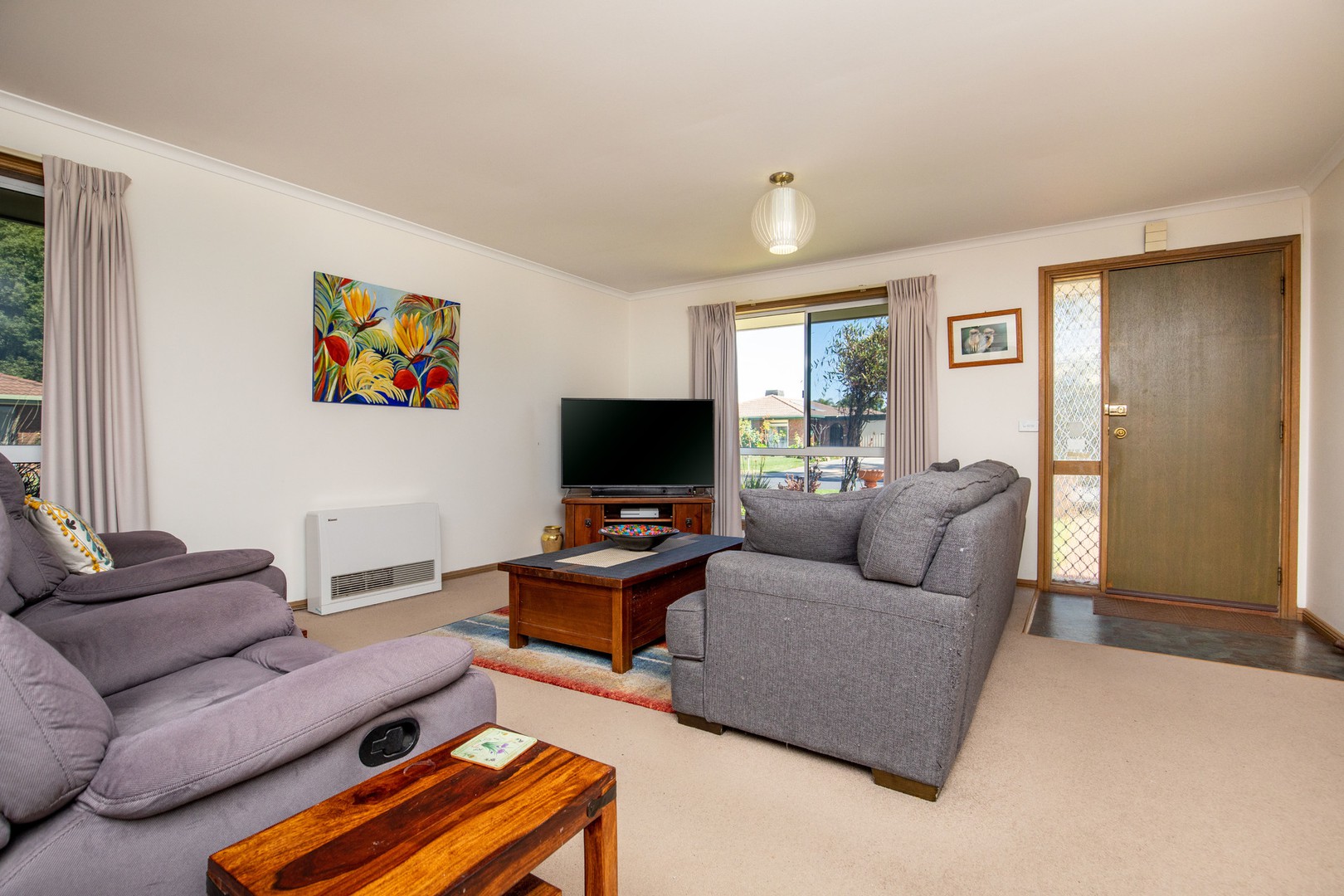 16 Etherington Drive, Mildura, VIC 3500, Mildura - Thumbnail 2
