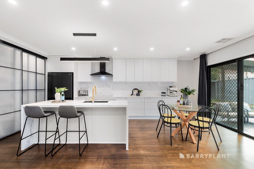 16 Falkirk Drive, Mernda, VIC 3754, Mernda - Thumbnail 2