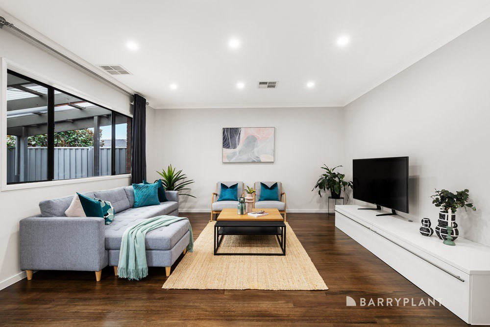 16 Falkirk Drive, Mernda, VIC 3754, Mernda - Thumbnail 3