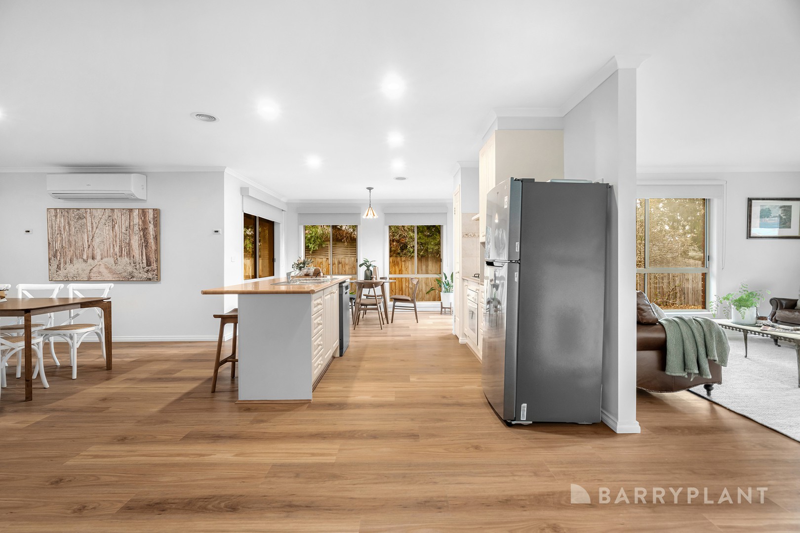 16 Farnham Road, Healesville, VIC 3777, Healesville - Thumbnail 4