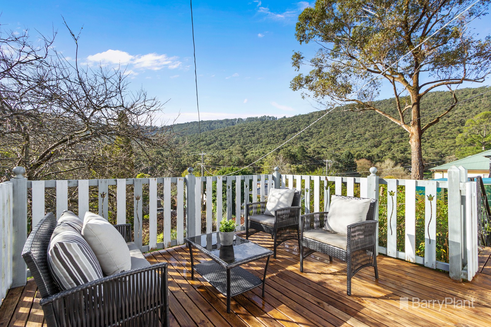16 Ferny Creek Avenue, Upper Ferntree Gully, VIC 3156, Upper Ferntree Gully - Thumbnail 2