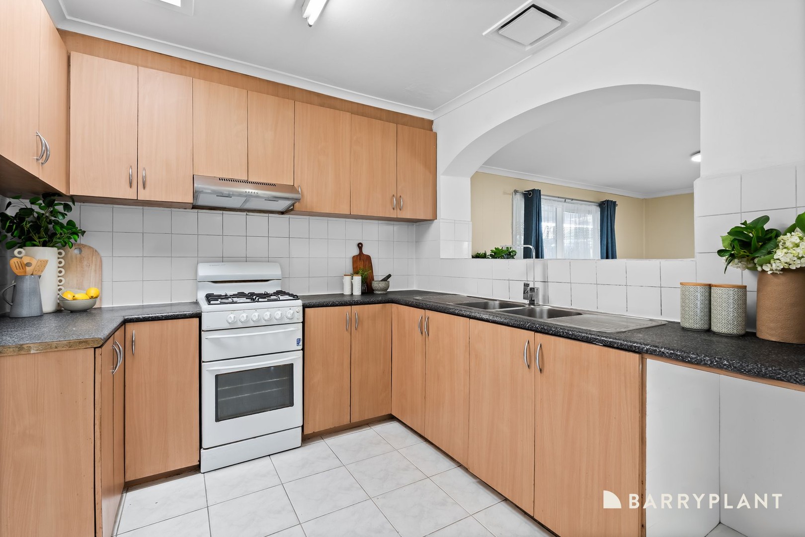 16 Ferris Avenue, Deer Park, VIC 3023, Deer Park - Thumbnail 5