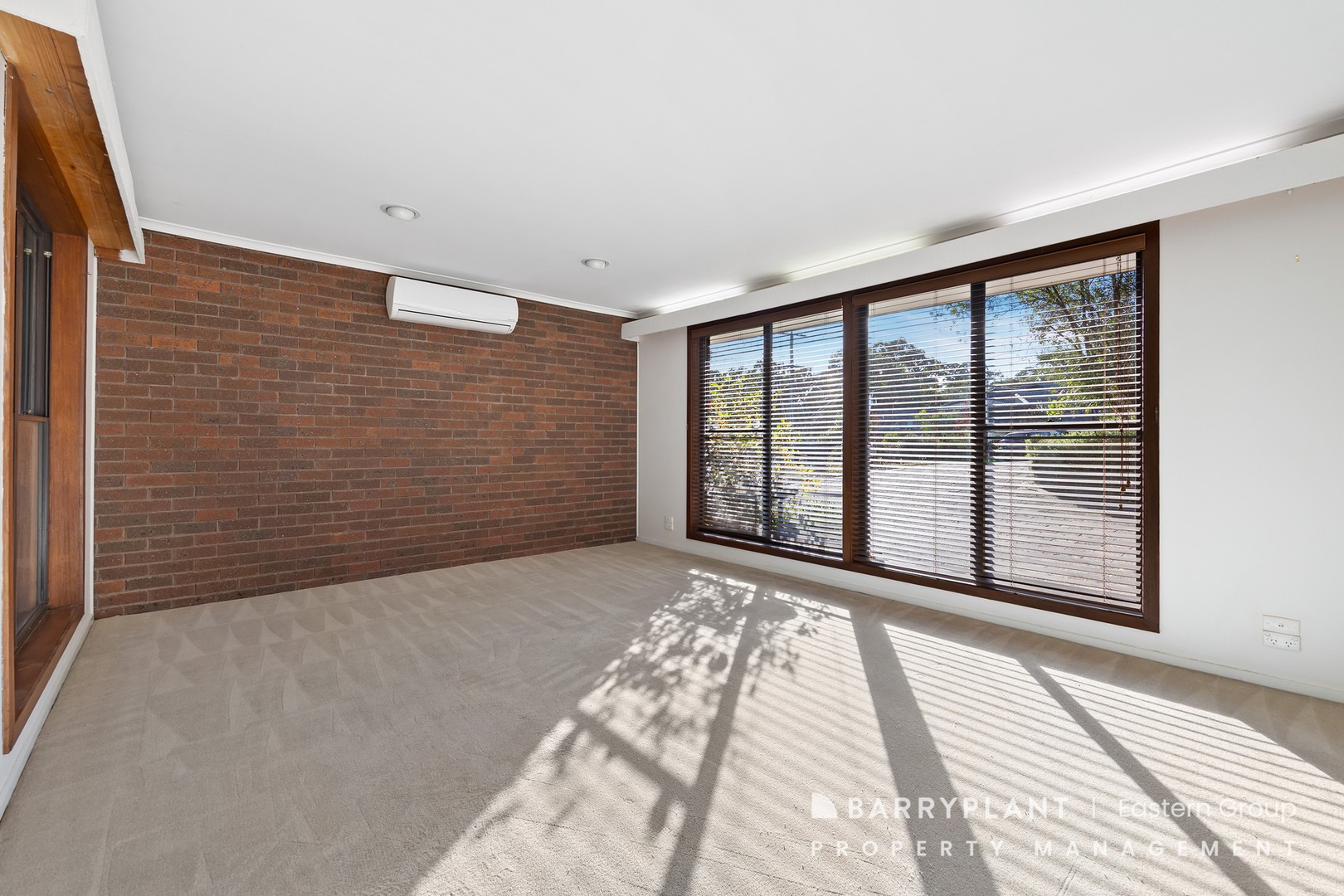 16 Floriston Grove, Eltham, VIC 3095, Eltham - Thumbnail 2