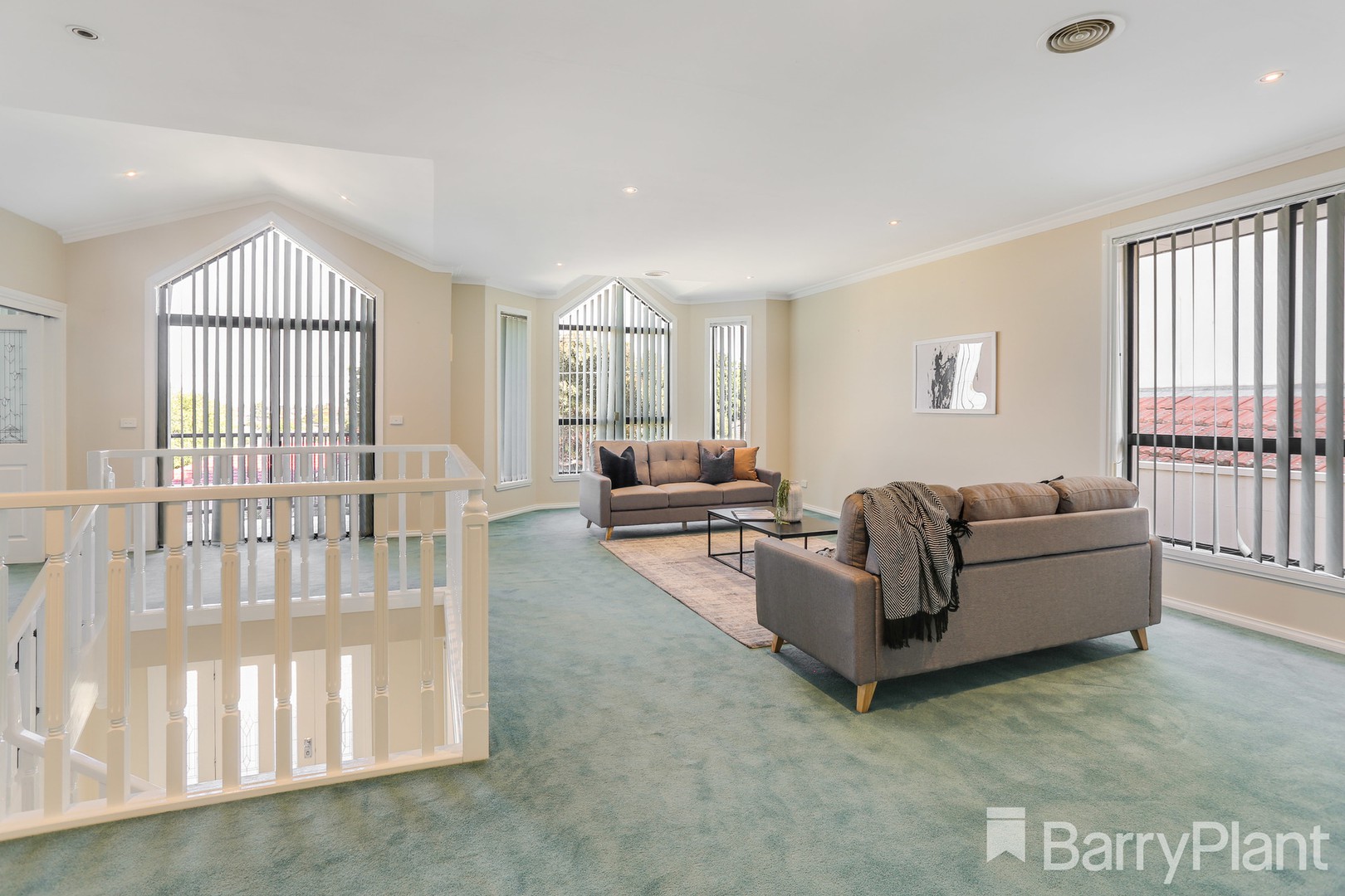 16 Foxzami Crescent, Epping, VIC 3076, Epping - Thumbnail 3