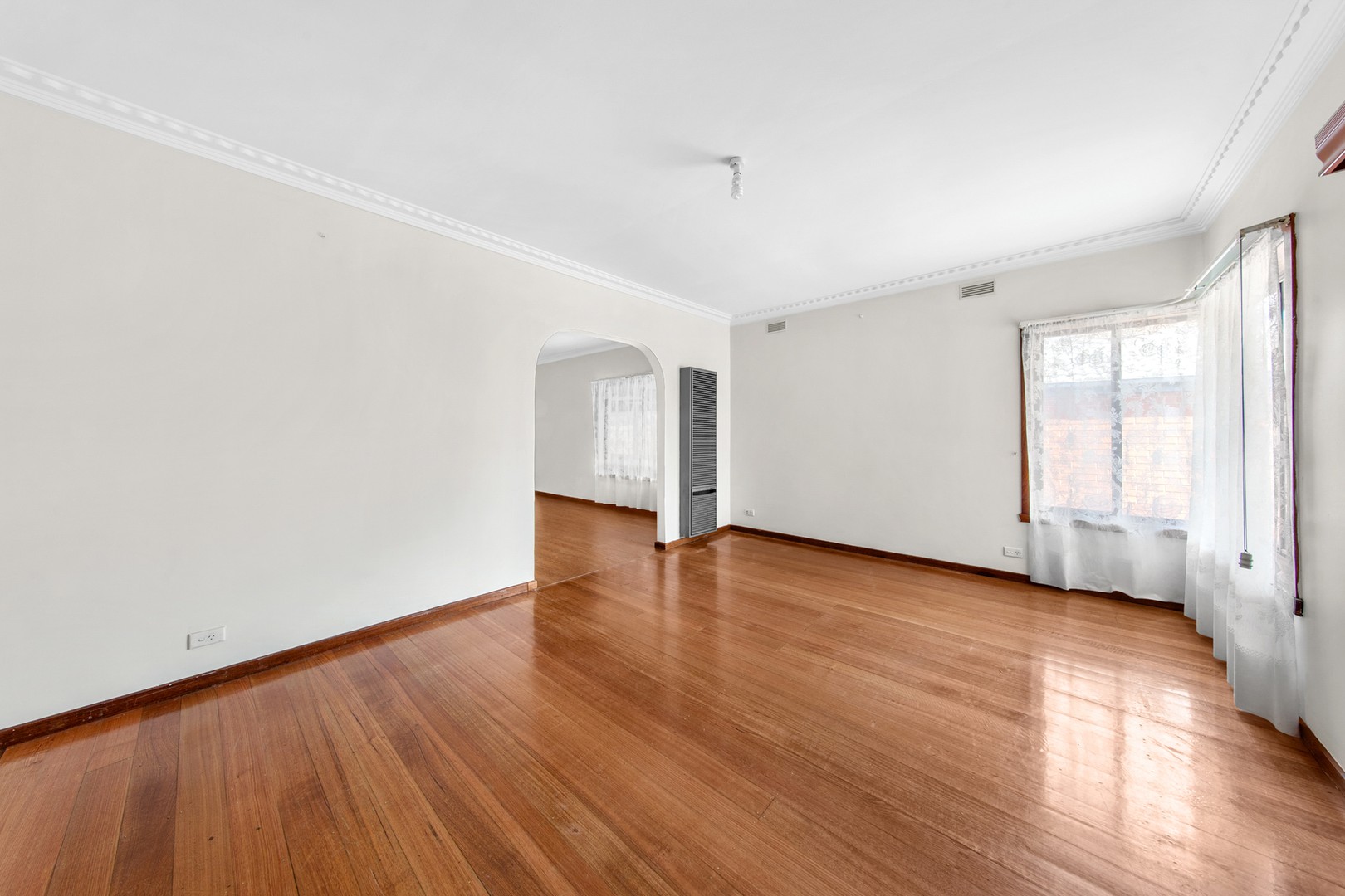 16 Fremont Parade, Sunshine West, VIC 3020, Sunshine West - Thumbnail 3