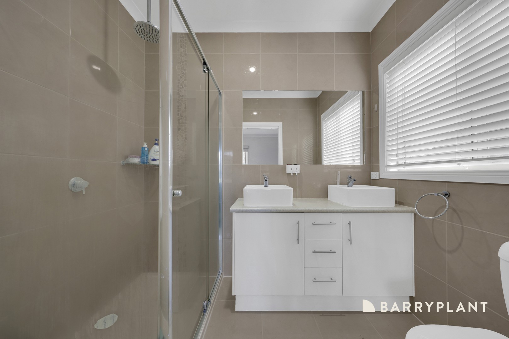 16 Freshwater Way, South Morang, VIC 3752, South Morang - Thumbnail 7