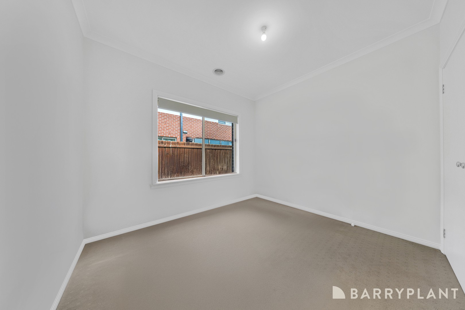 16 Freshwater Way, South Morang, VIC 3752, South Morang - Thumbnail 8