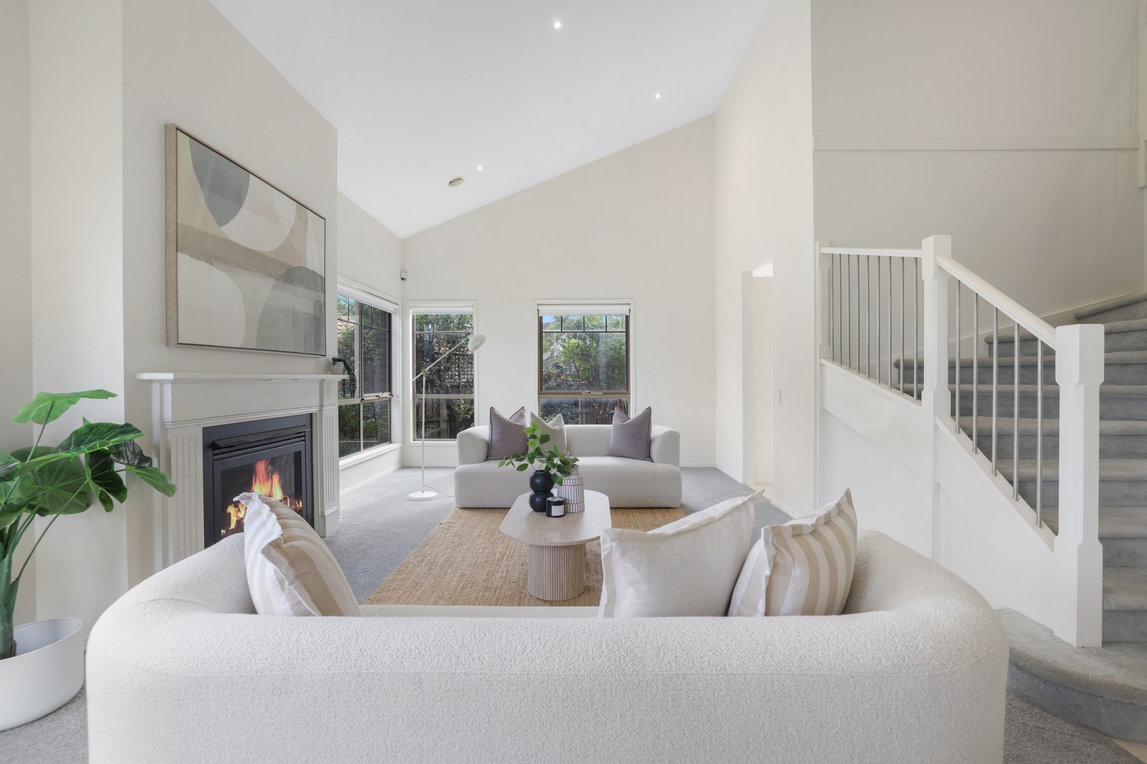 16 Fuchsia Crescent, Point Cook, VIC 3030, Point Cook - Thumbnail 3