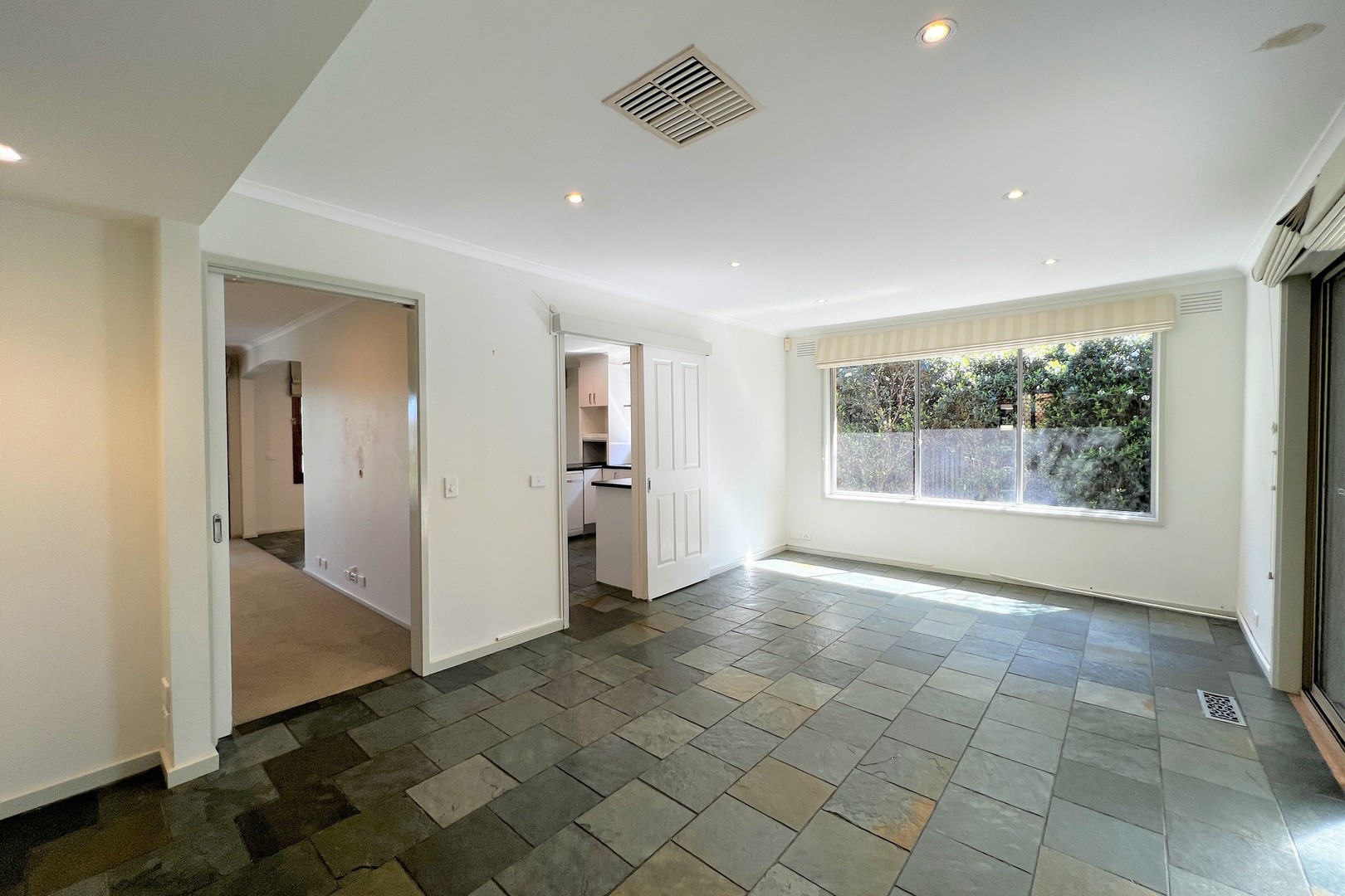 16 Garden Avenue, Keilor, VIC 3036, Keilor - Thumbnail 2