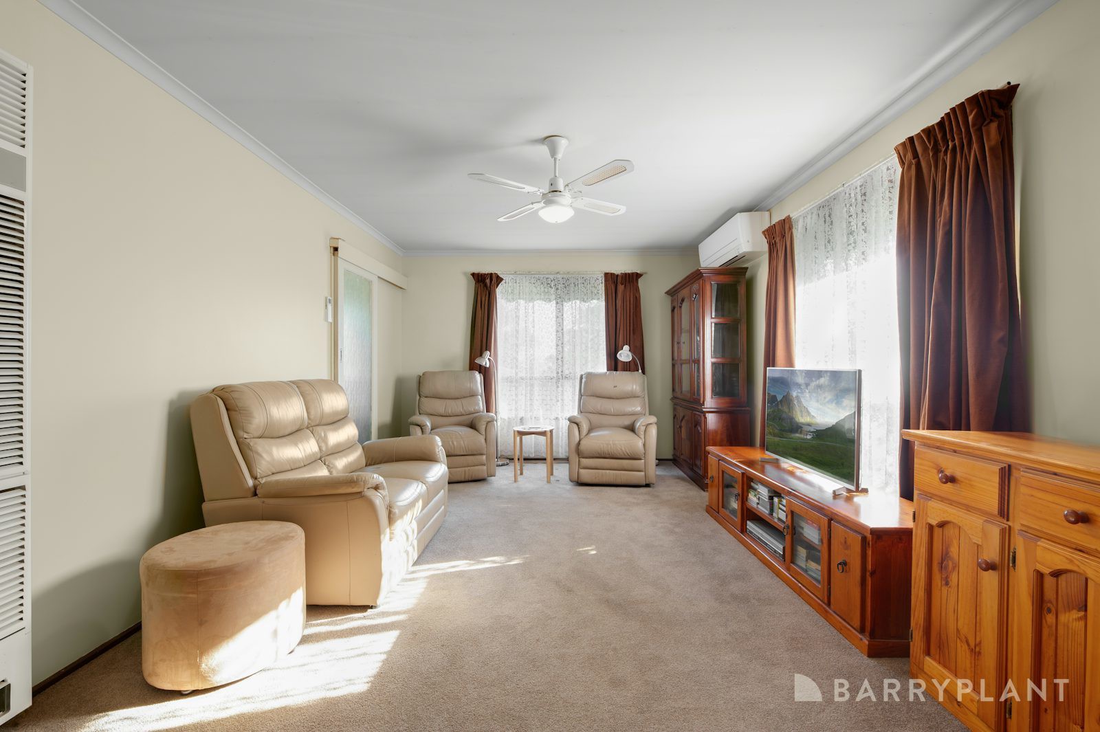 16 Gladesville Drive, Kilsyth, VIC 3137, Kilsyth - Thumbnail 2