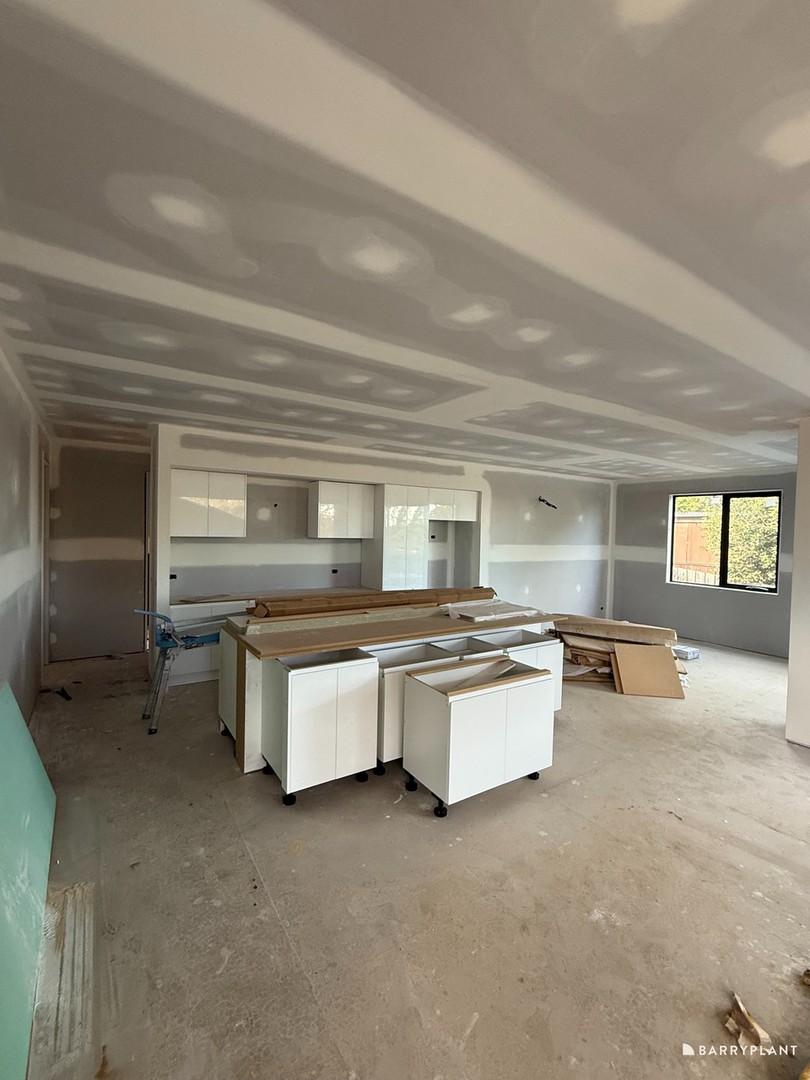 2/16 Gladesville Drive, Kilsyth, VIC 3137 - Thumbnail 1 - 04/12/2024