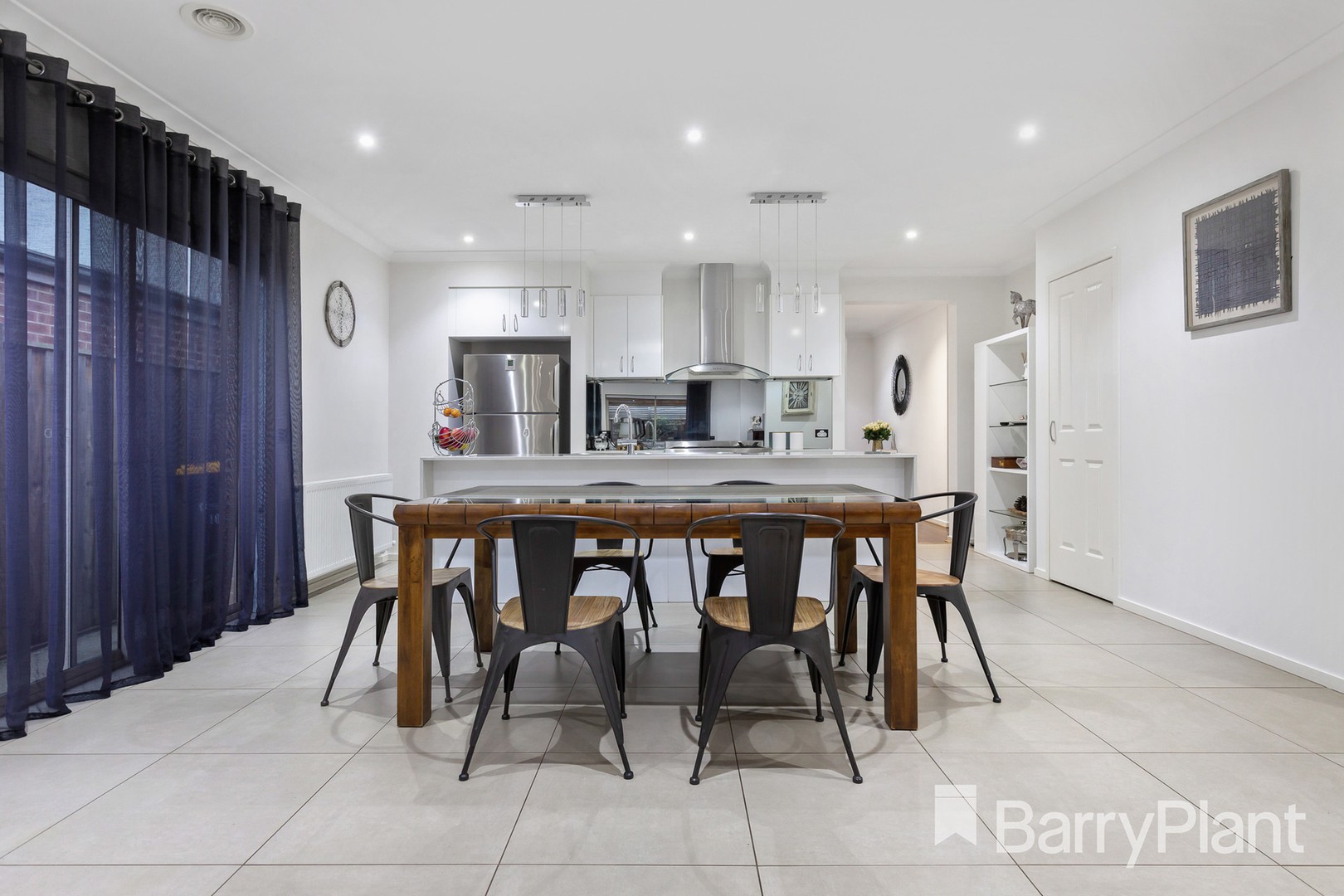 16 Glenfern Street, Keysborough, VIC 3173, Keysborough - Thumbnail 4