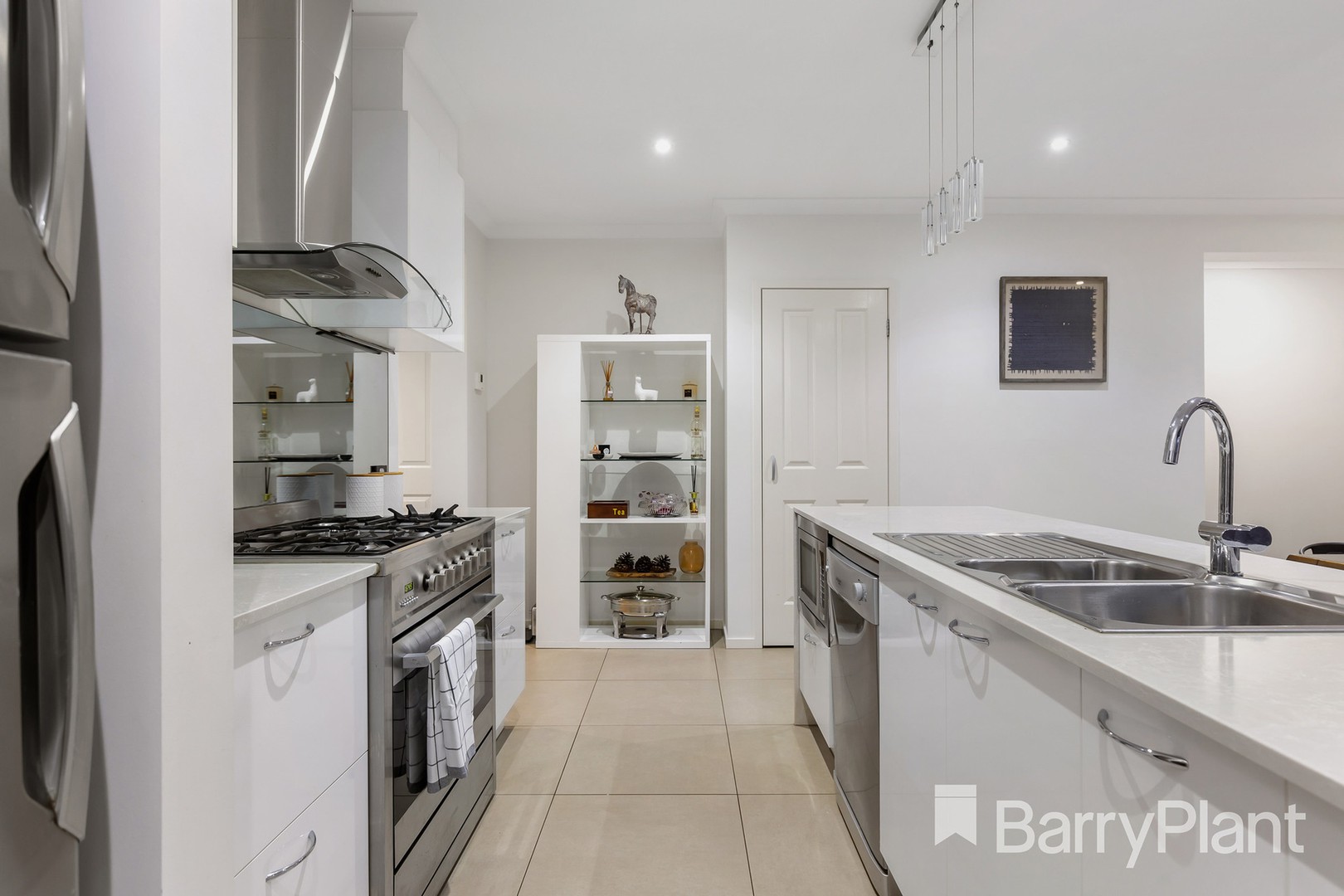 16 Glenfern Street, Keysborough, VIC 3173, Keysborough - Thumbnail 6