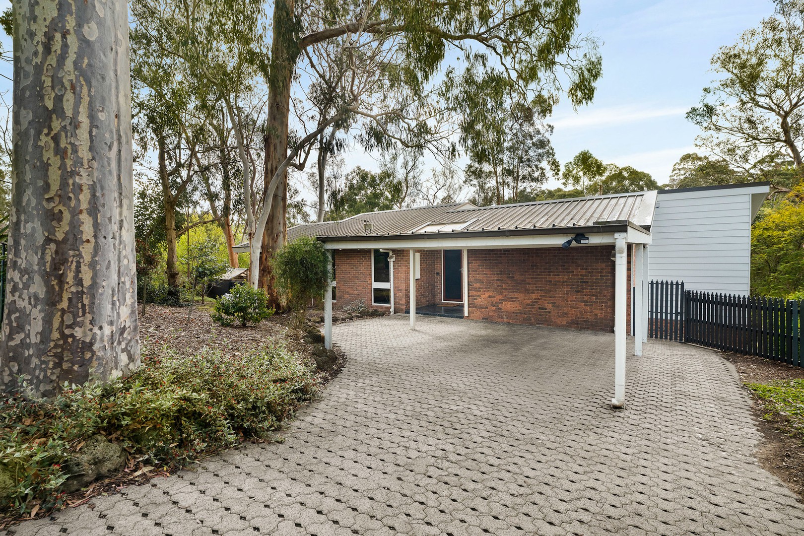 16 Glynne Road, Warranwood, VIC 3134 - Thumbnail 2 - 23/09/2026