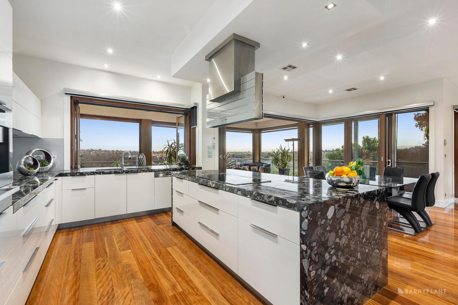 16 Golden Way, Bulleen, VIC 3105, Bulleen - Thumbnail 4