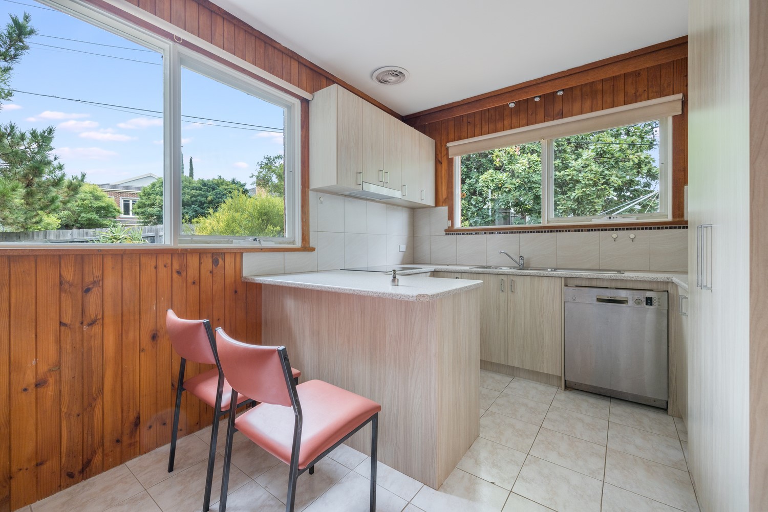 16 Gray Street, Doncaster, VIC 3108, Doncaster - Thumbnail 2