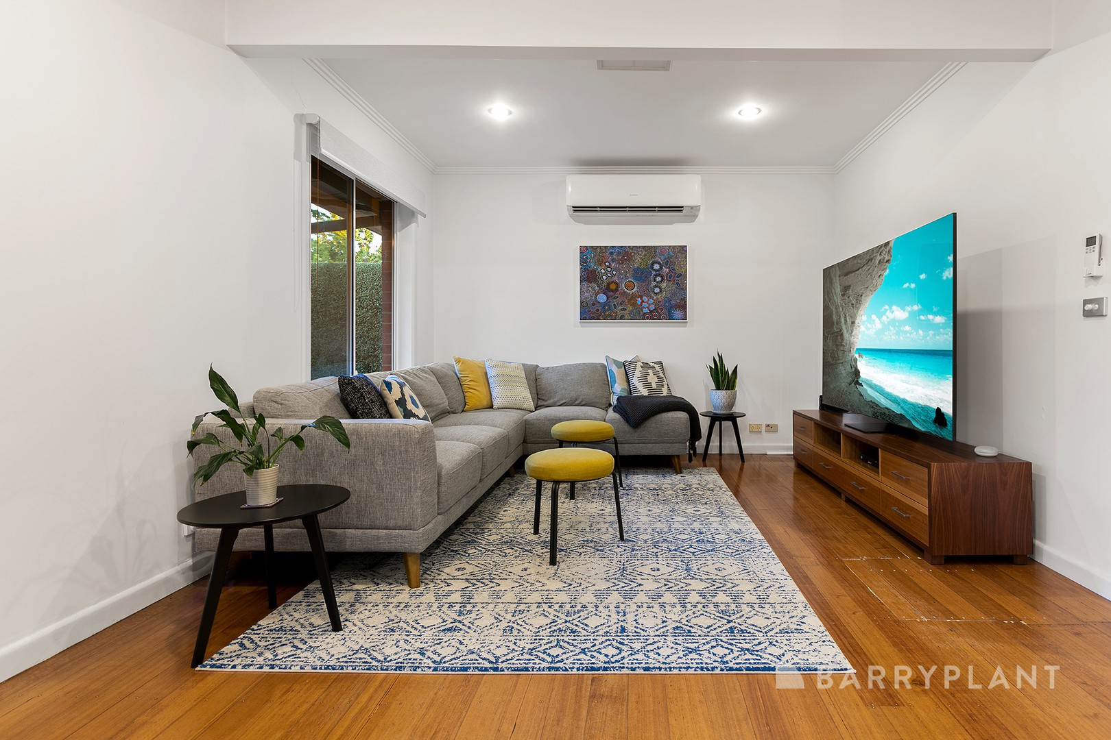 16 Hales Crescent, Jacana, VIC 3047, Jacana - Thumbnail 6