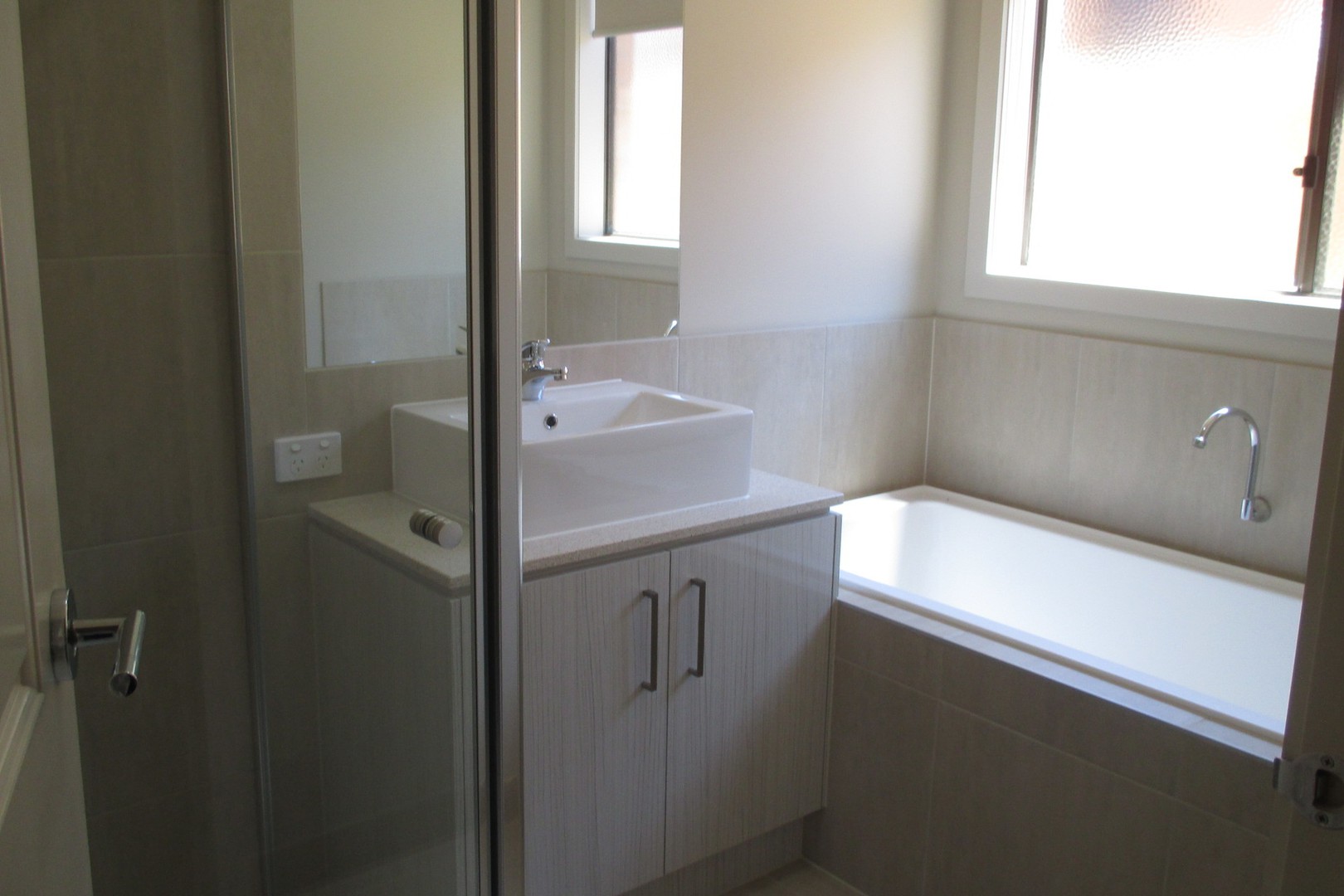 16 Hanover Street, Point Cook, VIC 3030, Point Cook - Thumbnail 5